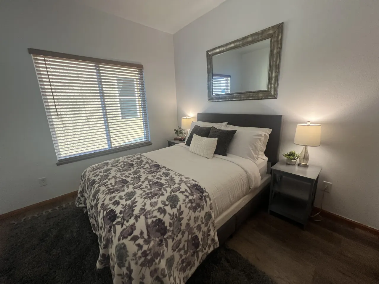 Spacious 6-Bedroom Near USAFA - Sleeps 12 Comfortably! * Pet Friendly * 6