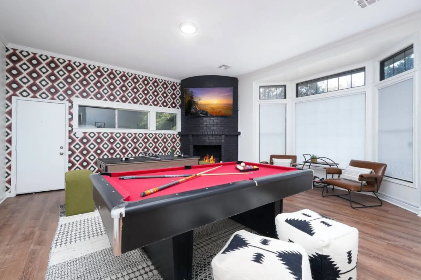 Hidden Oasis: Mini Golf|MovieRoom|POOL — photo 2