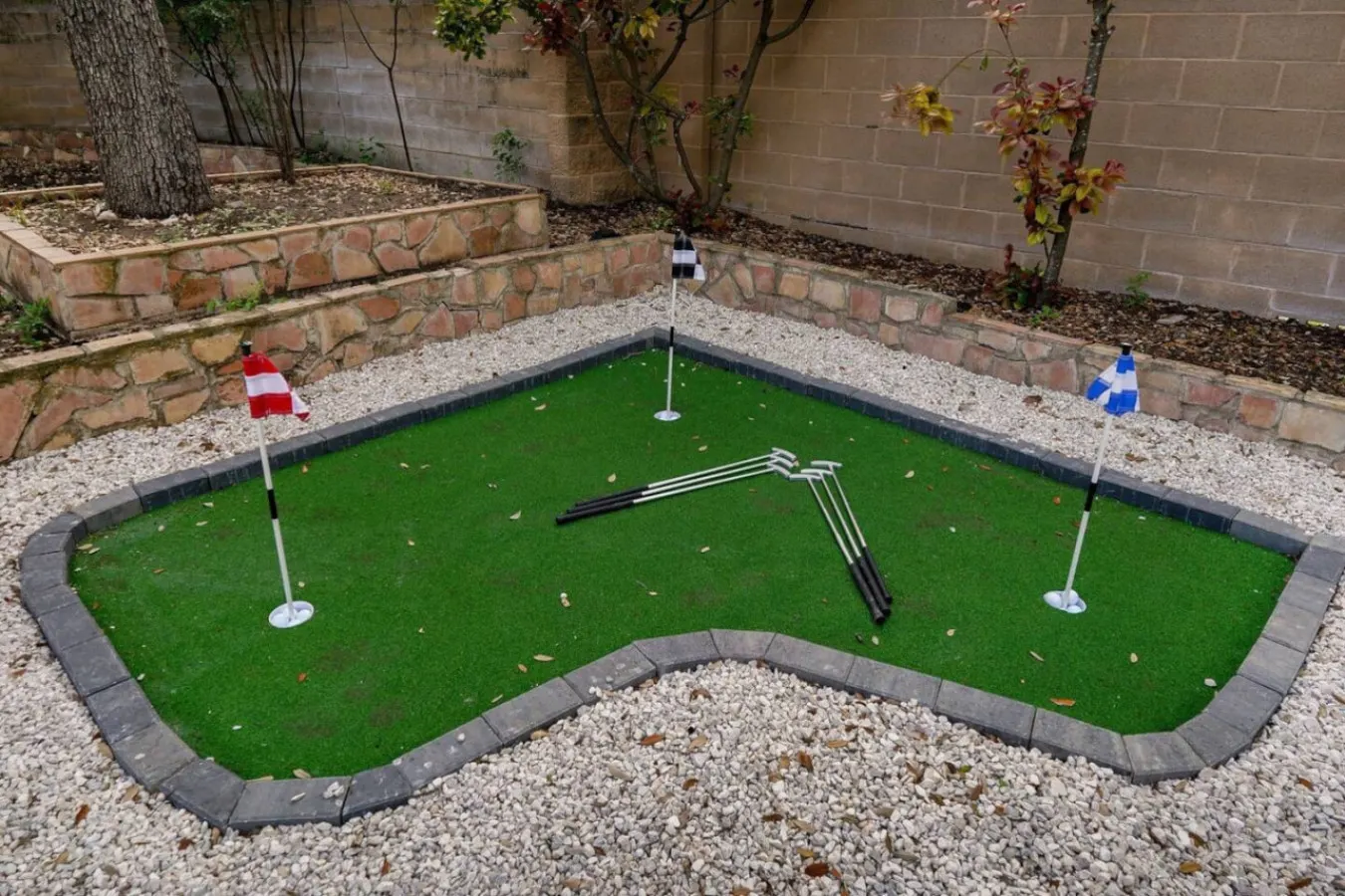 Hidden Oasis: Mini Golf|MovieRoom|POOL — photo 4