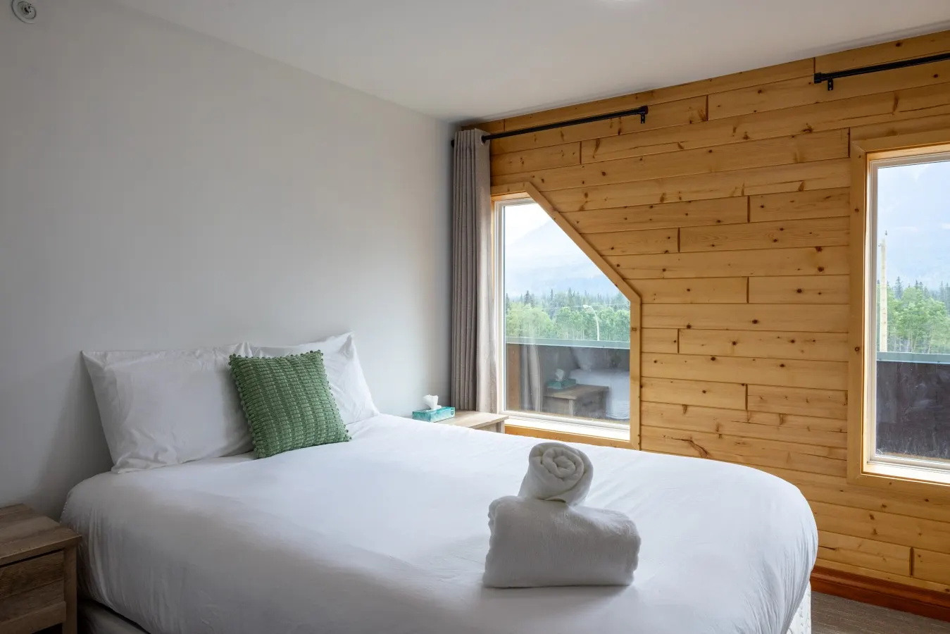 Suite 5 at The Gem | Bright 2BR Stay for Groups
