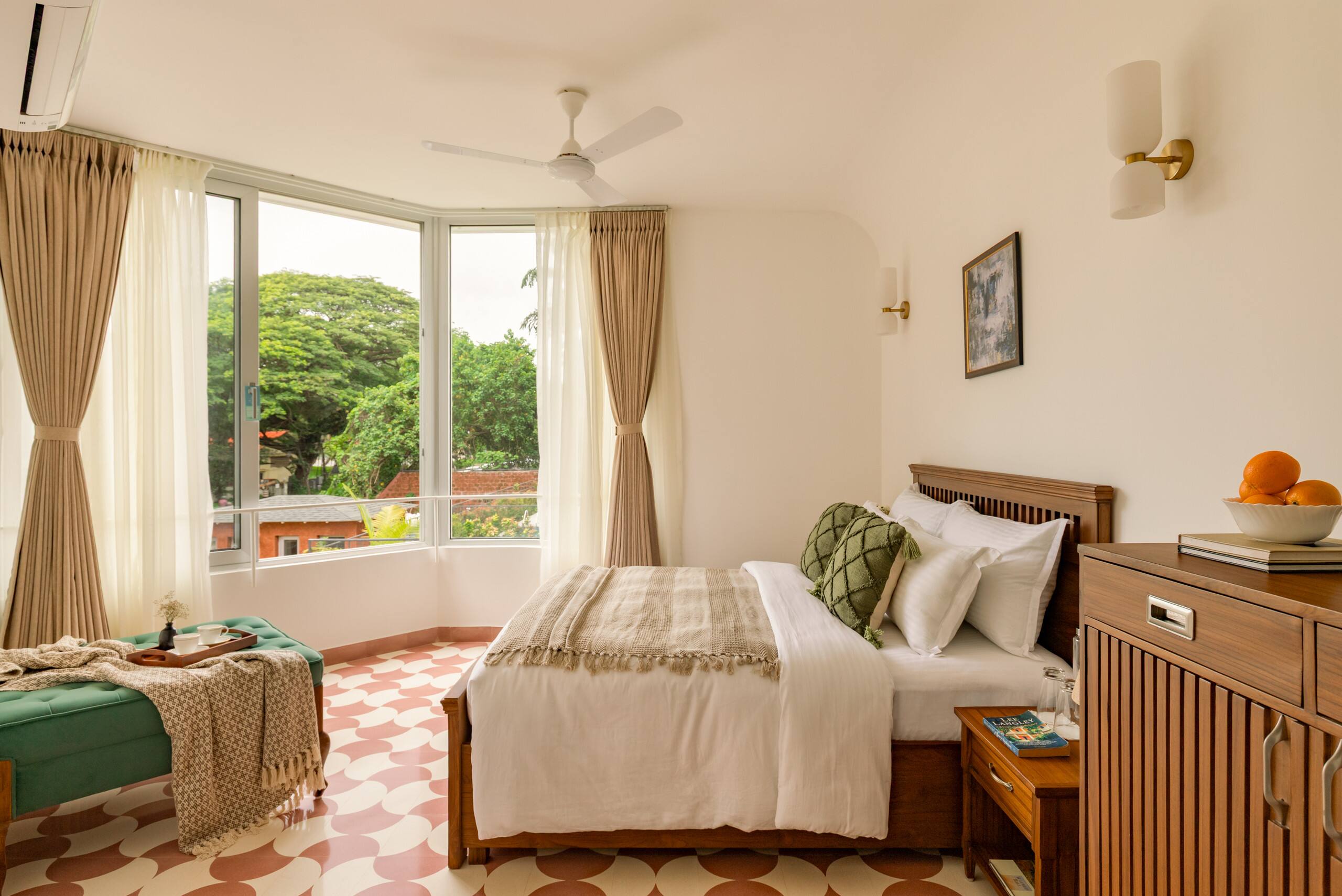 ElVolar Elegant 2BHK W/ Common pool & Balcony 7