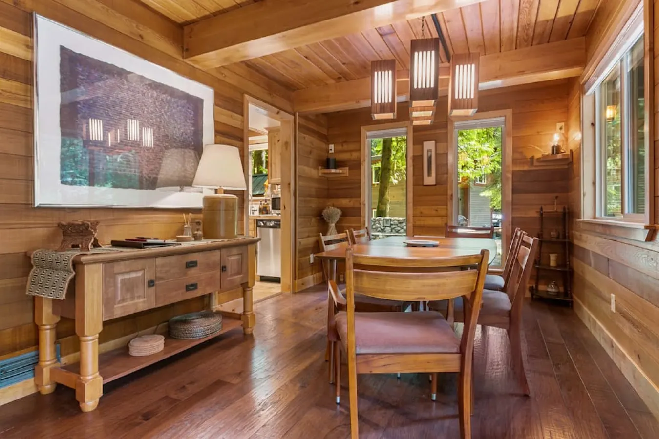 Woodland Cabin w King Beds Sauna & Hot Tub 11