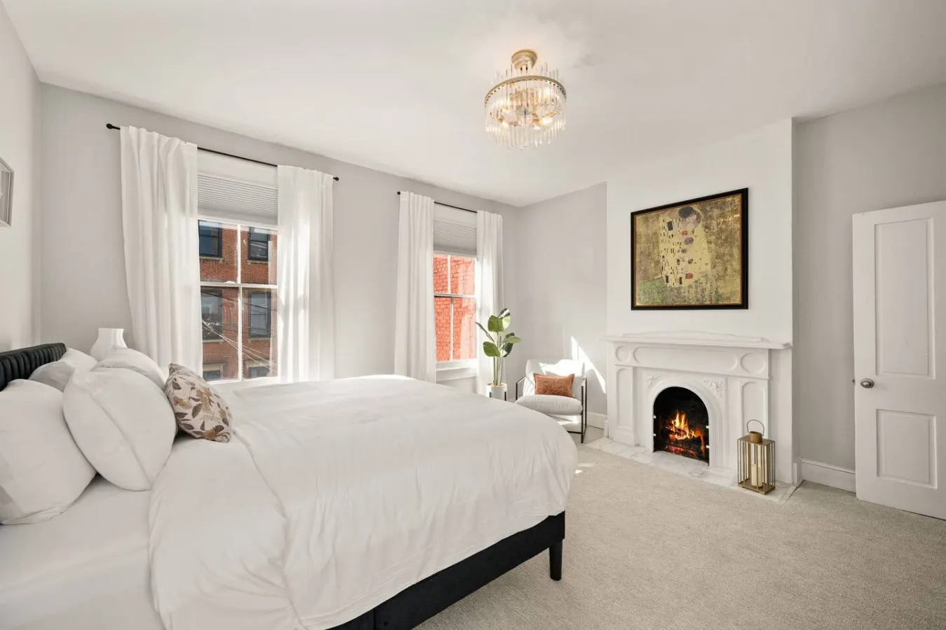 Huge Lux Historic Retreat, Walk to All Downtown 9