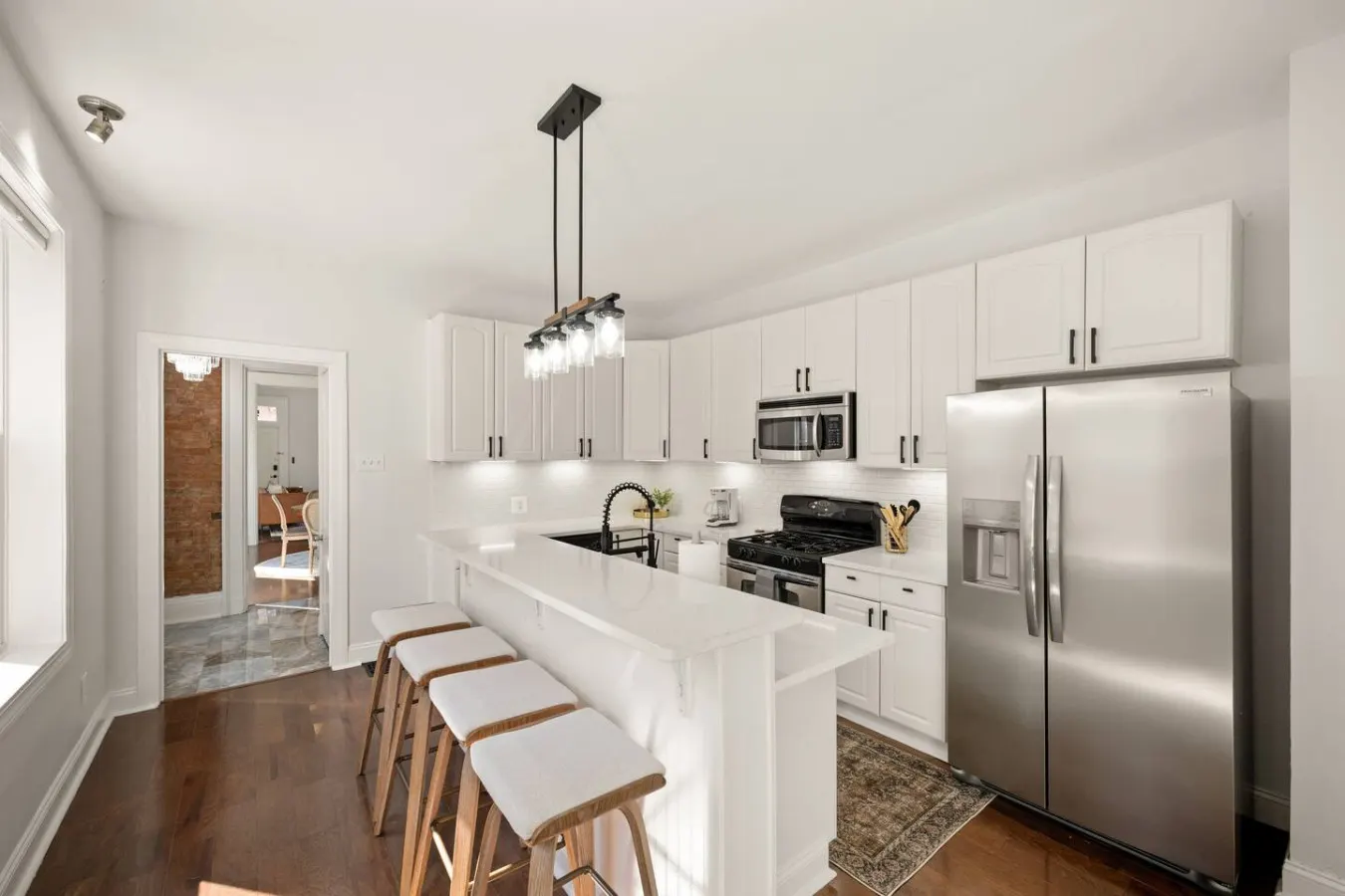 Huge Lux Historic Retreat, Walk to All Downtown 11