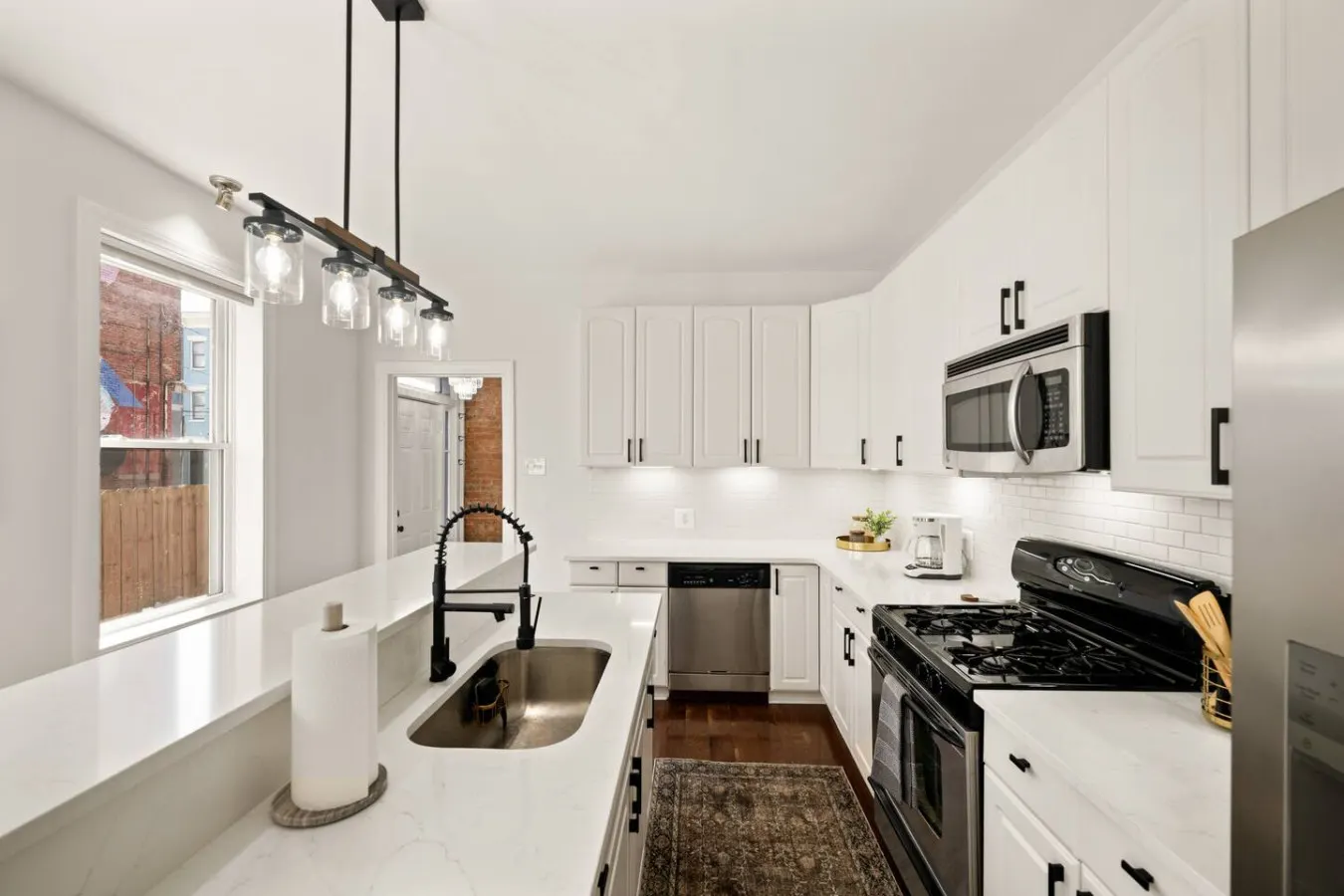 Huge Lux Historic Retreat, Walk to All Downtown 15