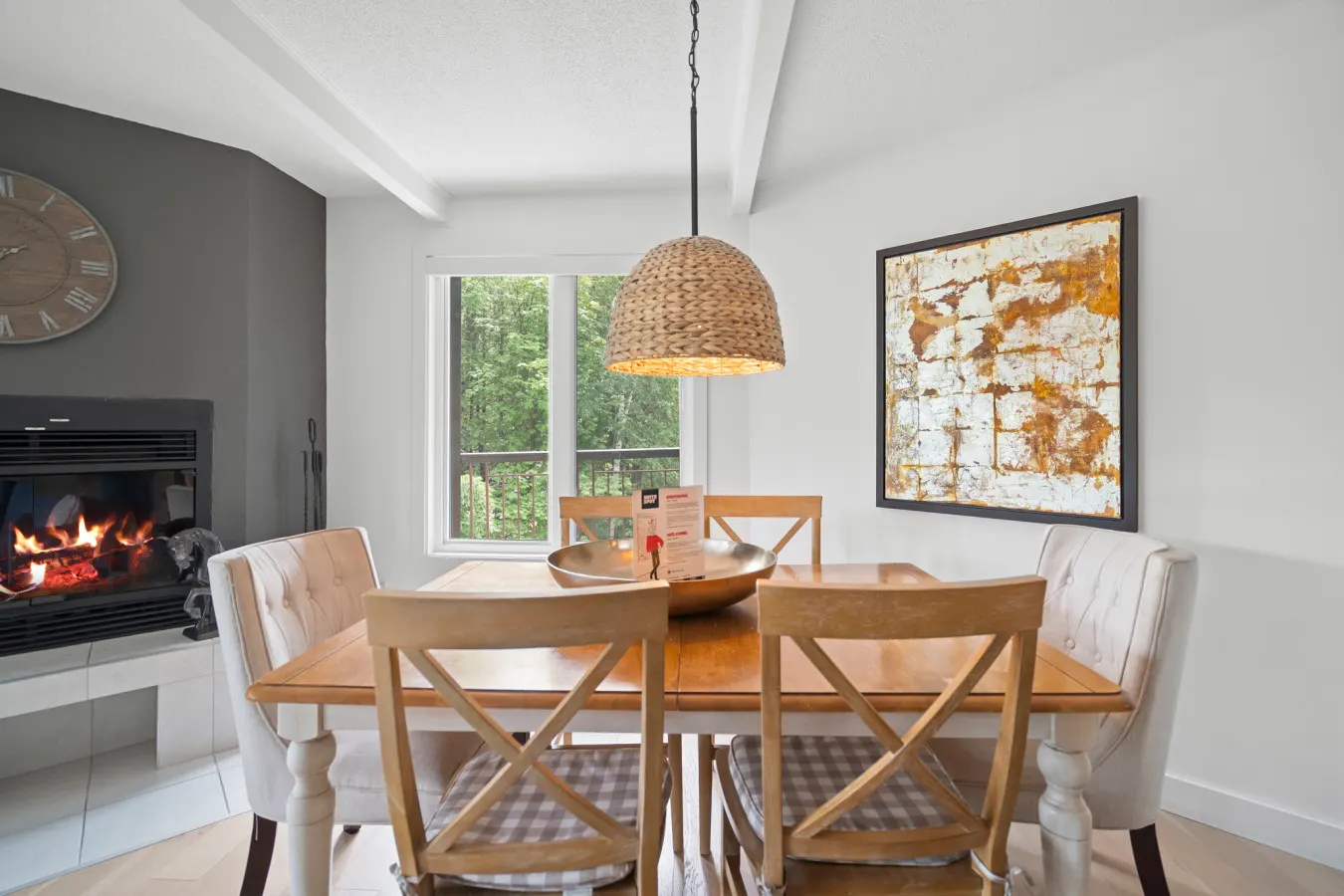 Huge 3 Bedroom Condo with a View - Bloc L unit 324 9