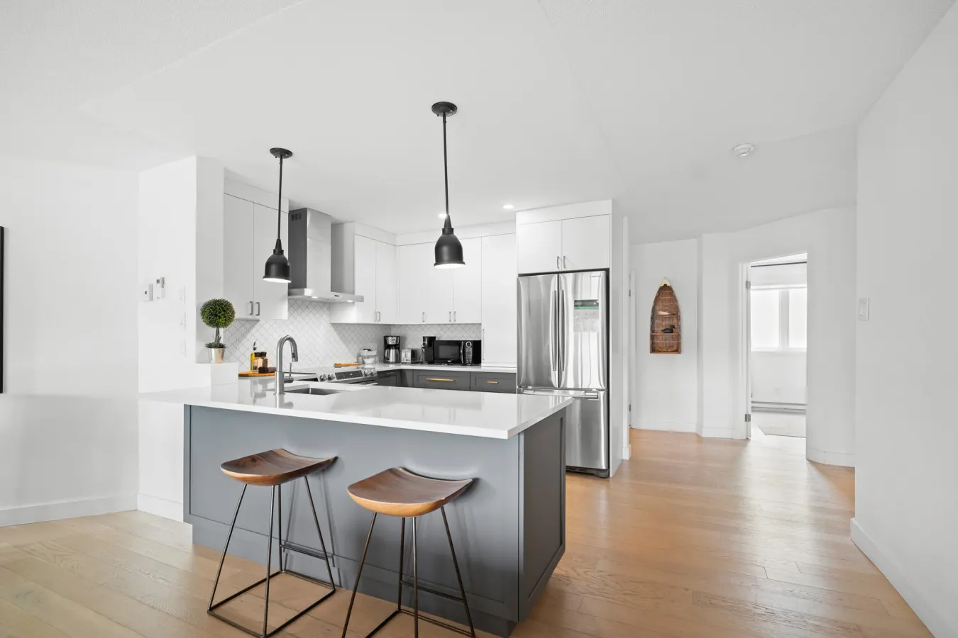 Huge 3 Bedroom Condo with a View - Bloc L unit 324 11