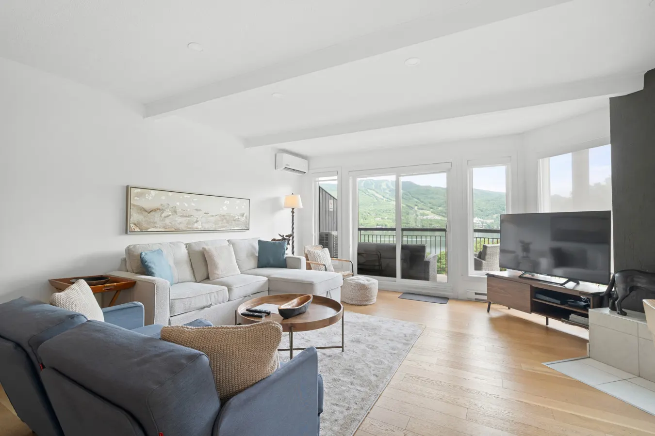 Huge 3 Bedroom Condo with a View - Bloc L unit 324 — photo 3