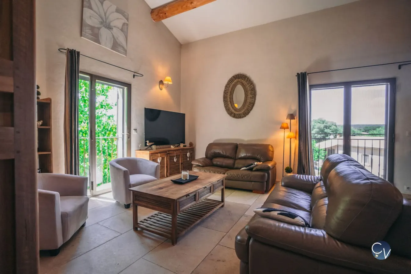 Villa spacieuse, grande piscine et jardin 6