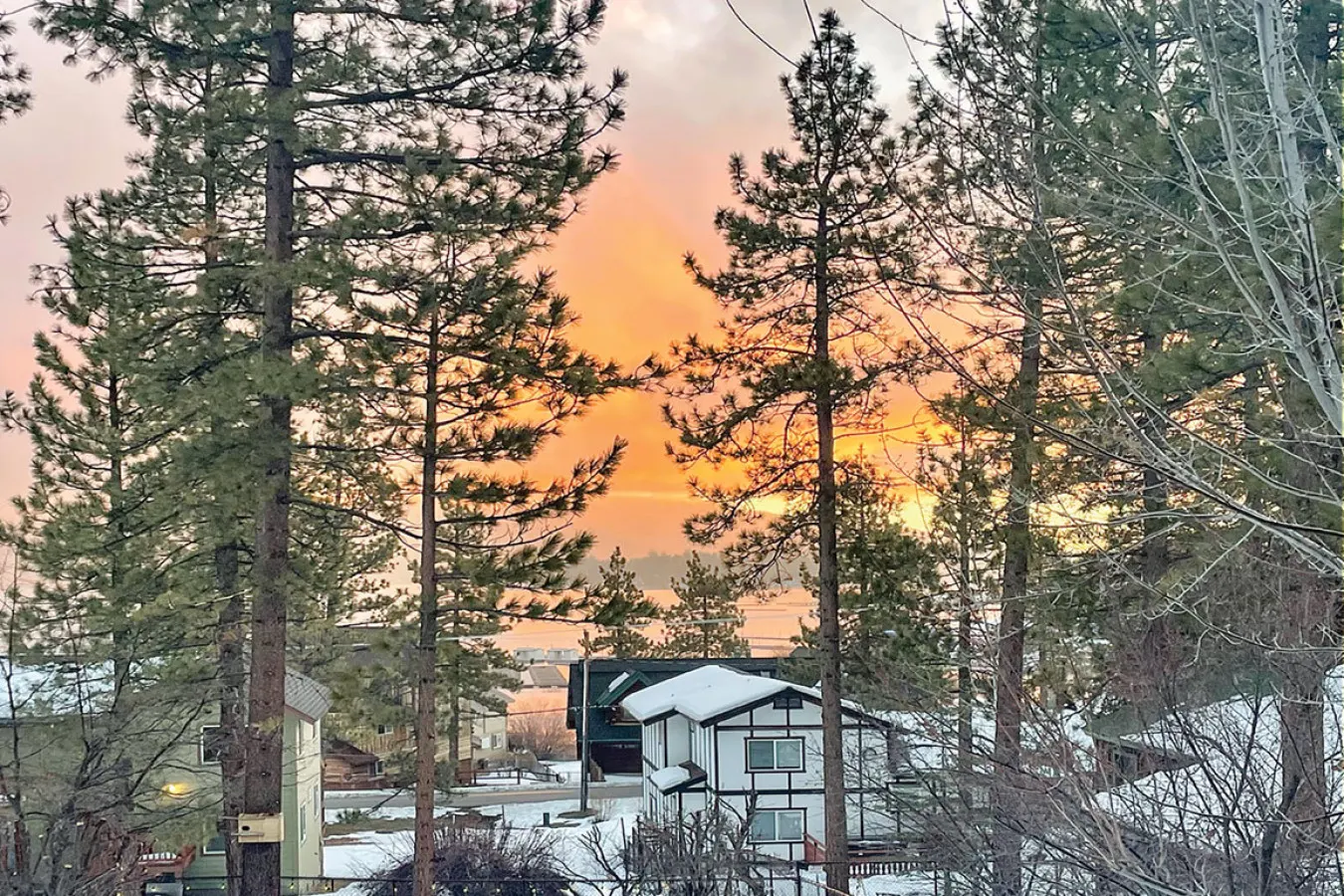 Serenity Nook Hot Tub - Views of Big Bear Lake - Backyard Dream 8