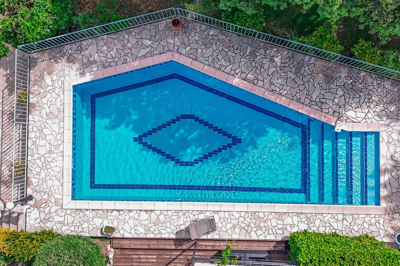 Magnifique villa provençale avec piscine et jardin 12