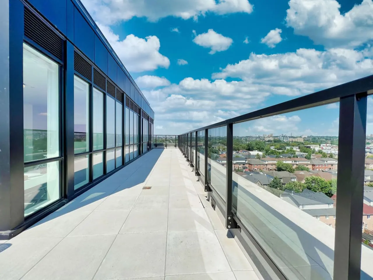The Panorama Penthouse 180° Views Free Parking 11