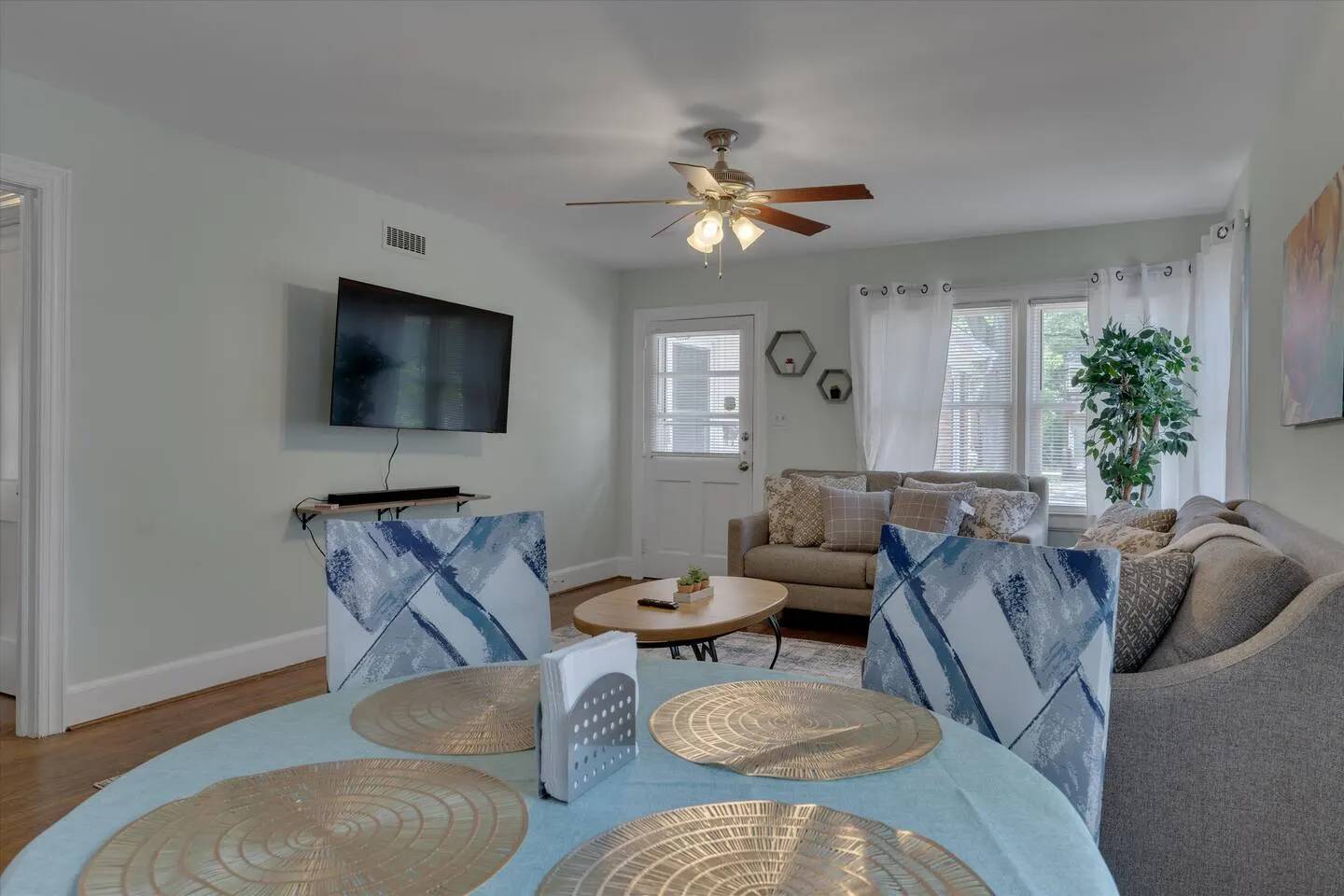 Buchanan 2BR @ Duke East Campus - Apartment 12