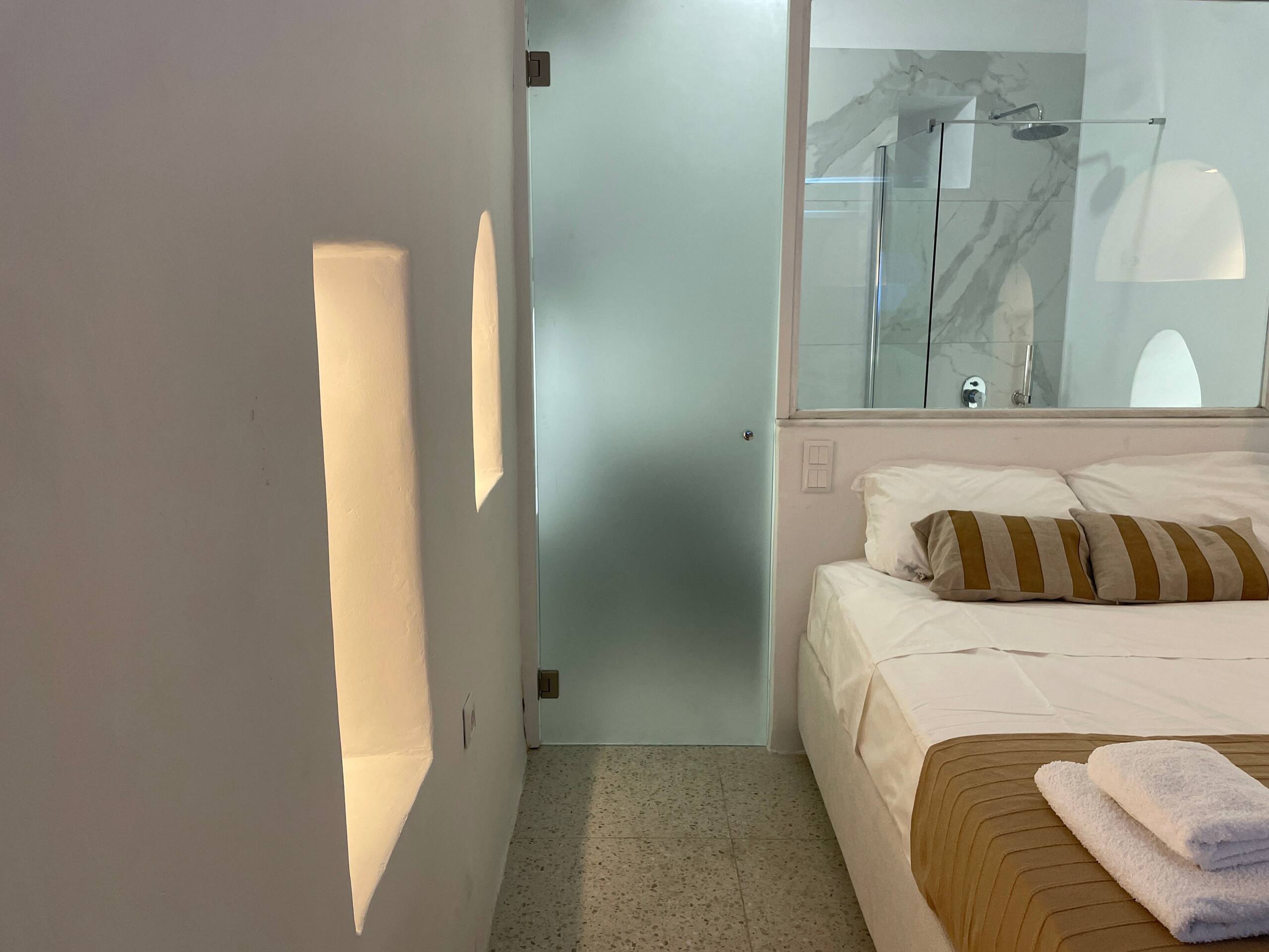 Home of the Gecko - Mykonos Town Tiny Room 9