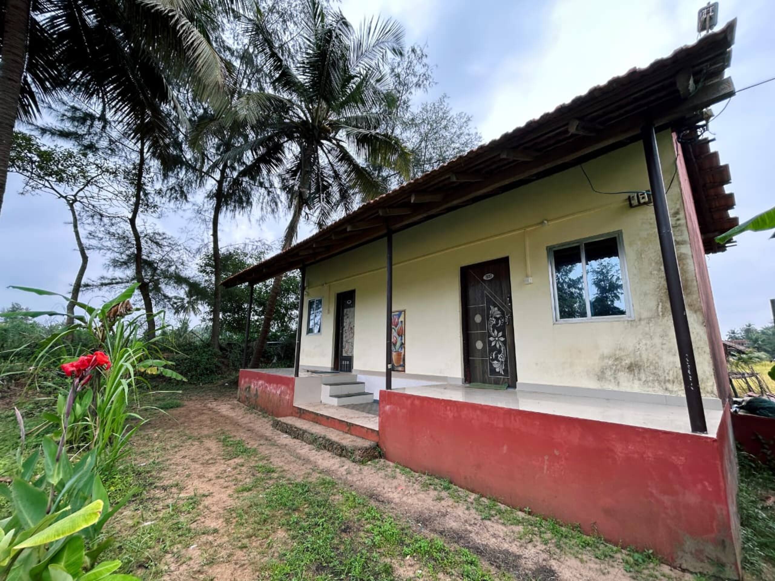 Sukhi Beach Cottage4 18