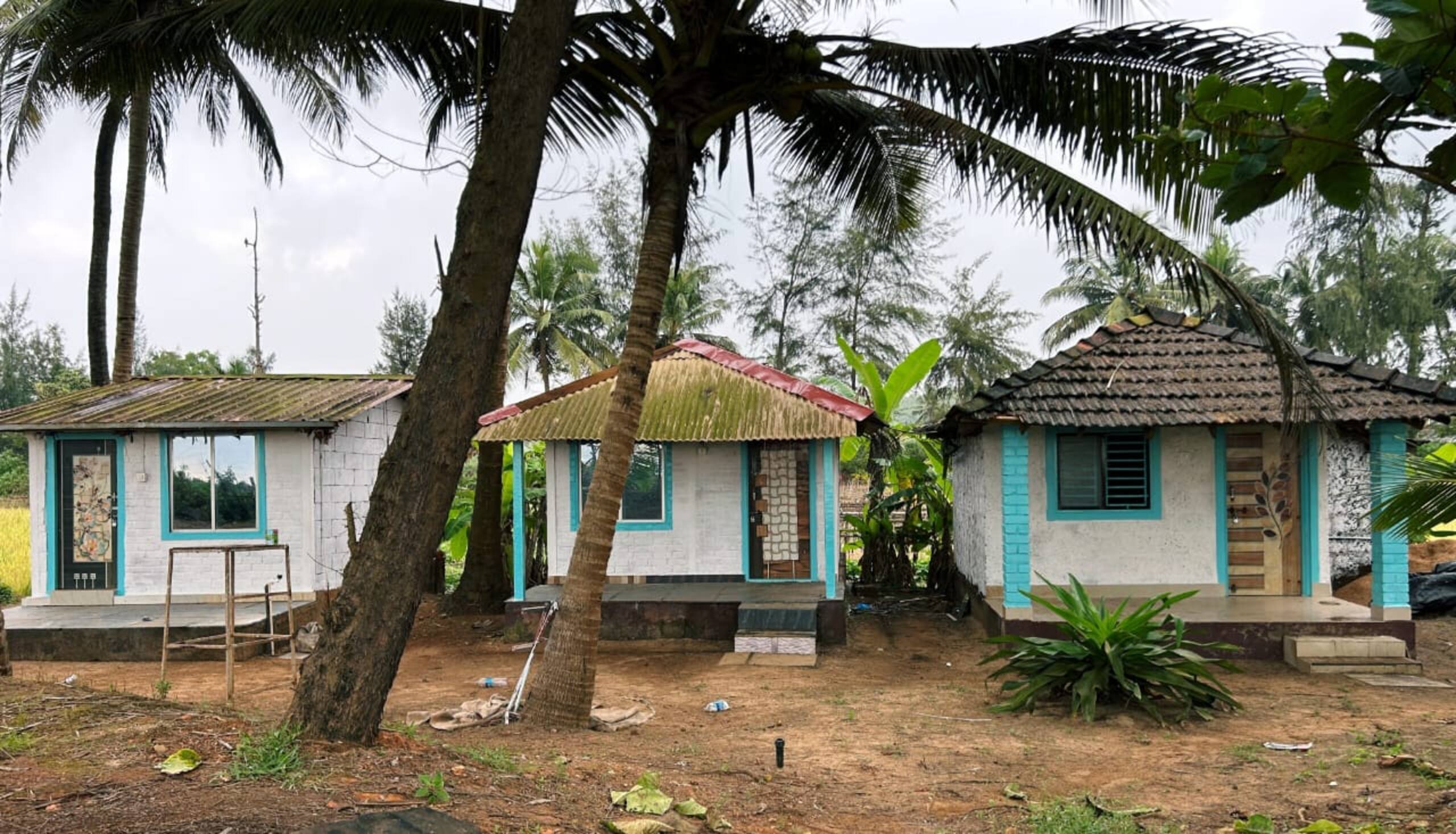 Sukhi Beach Cottage4 4