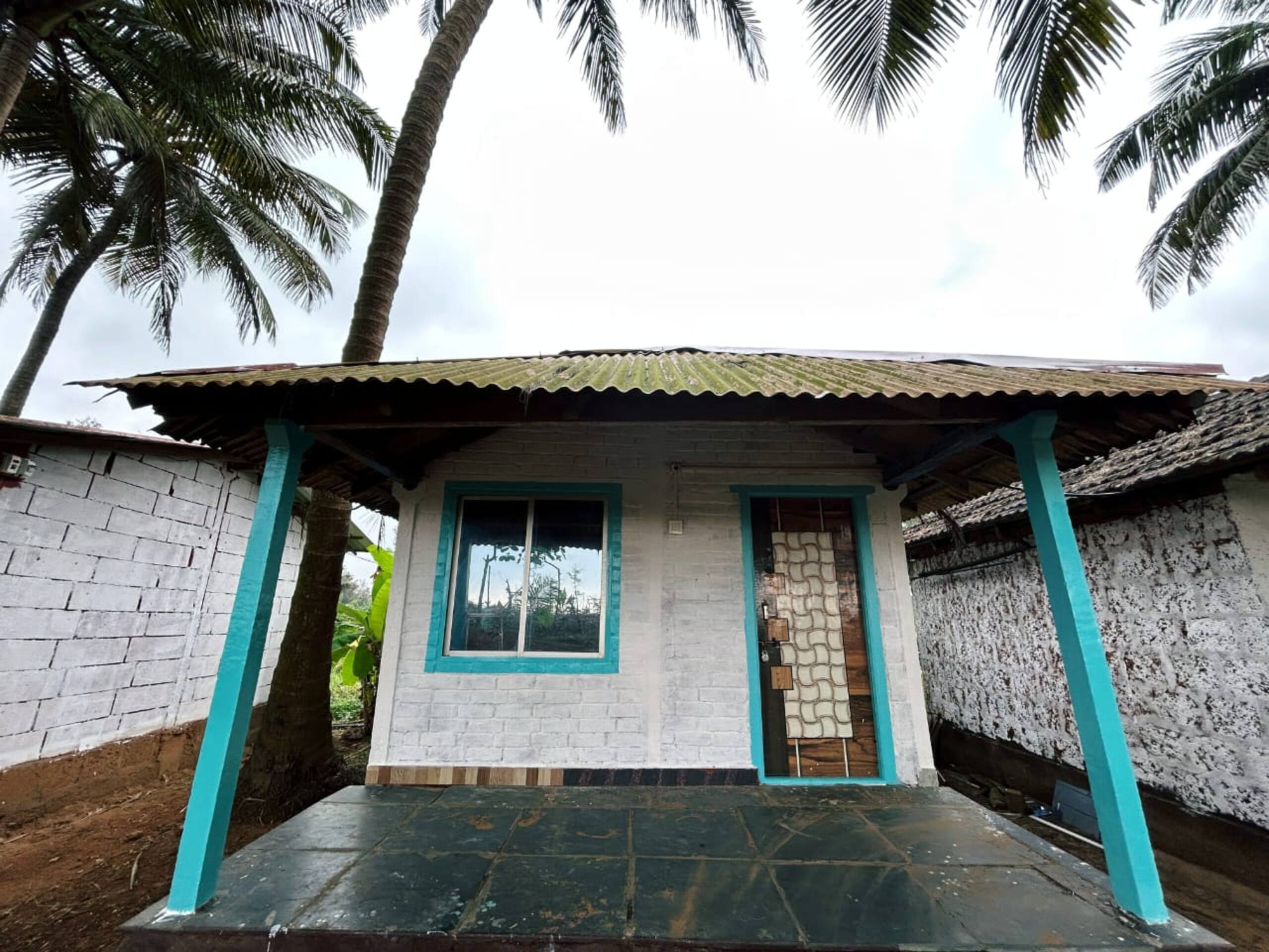 Sukhi Beach Cottage4 15