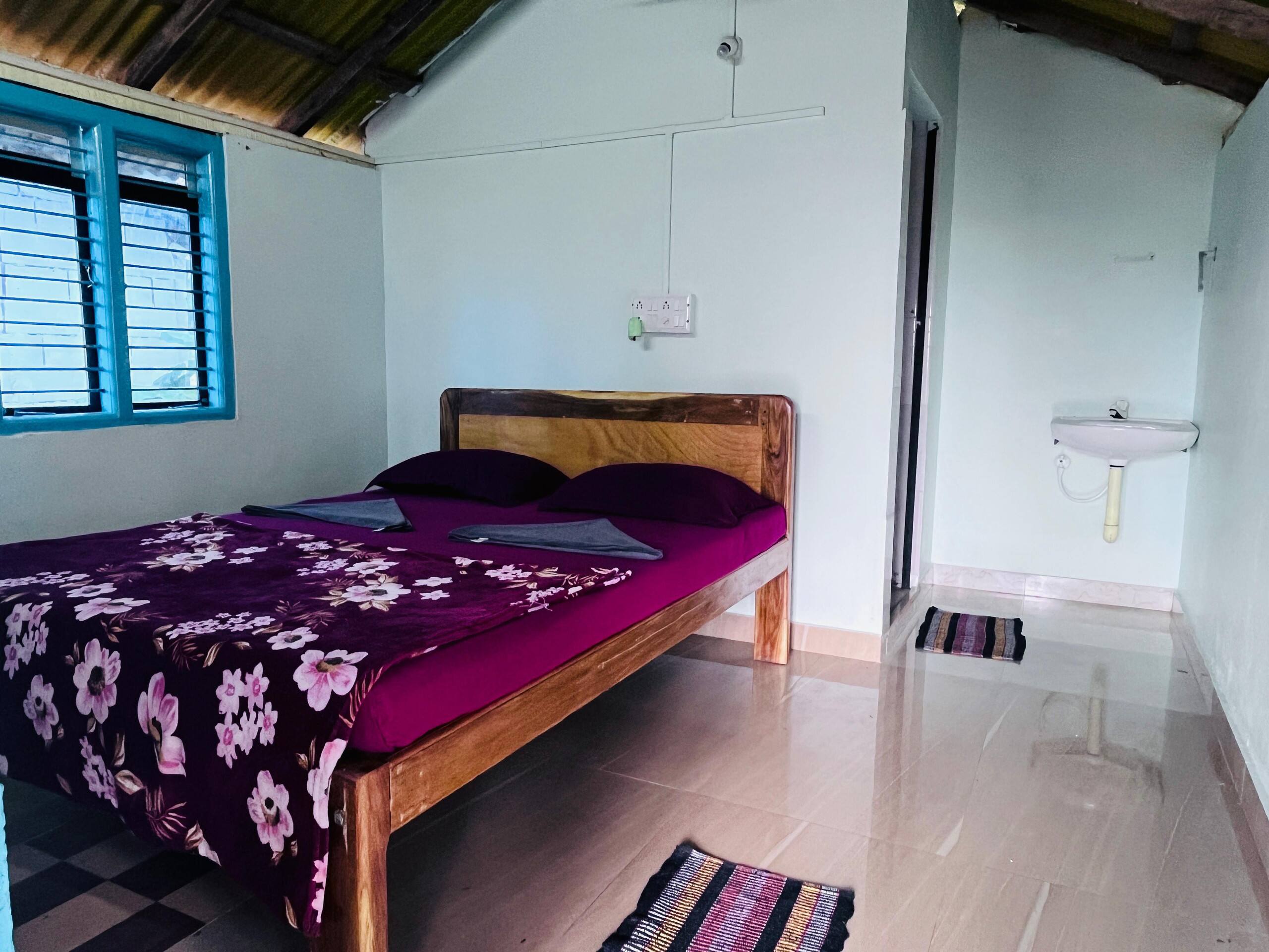 Sukhi Beach Cottage4 9