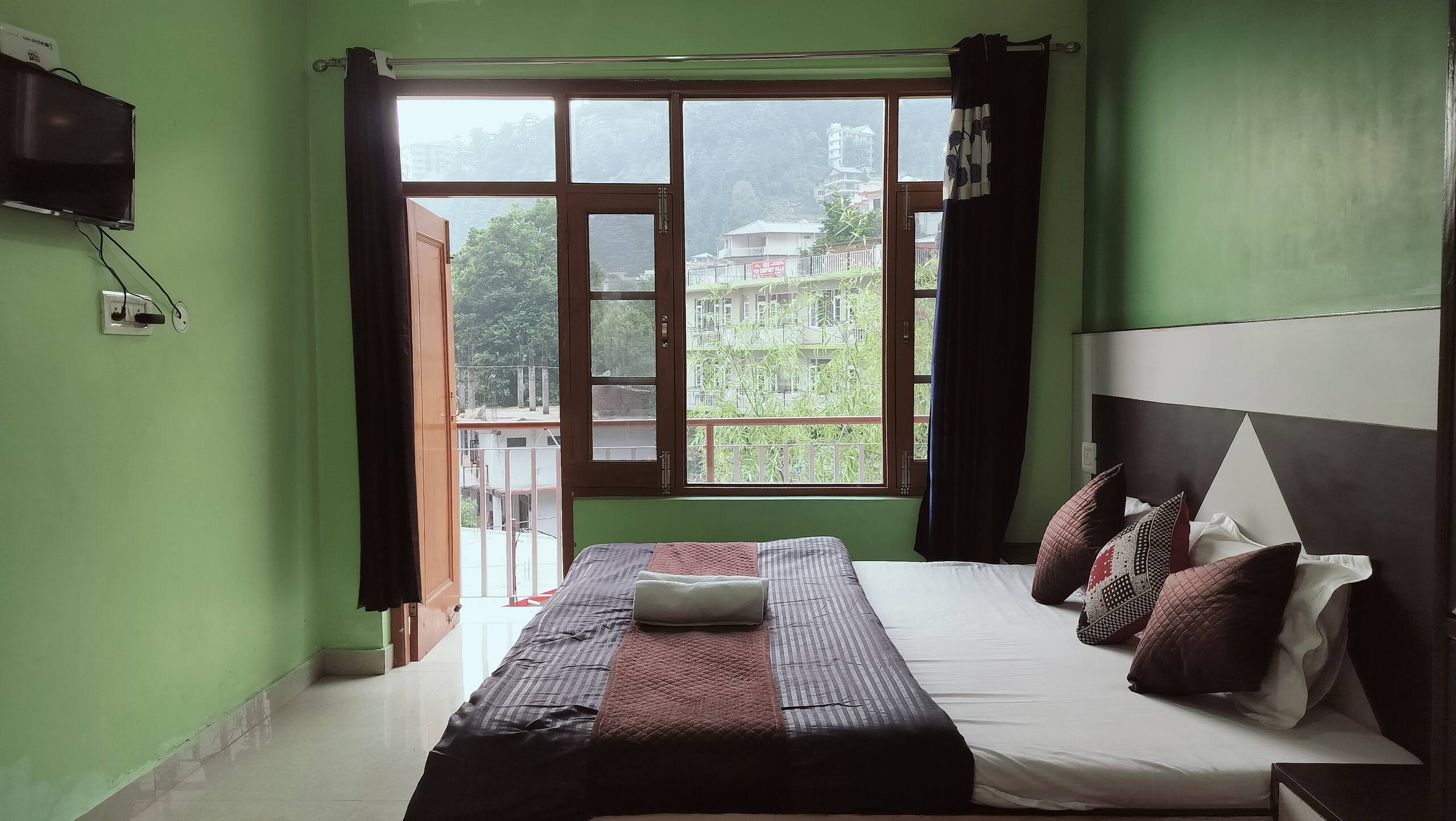 Adventure Inn Guest House 16