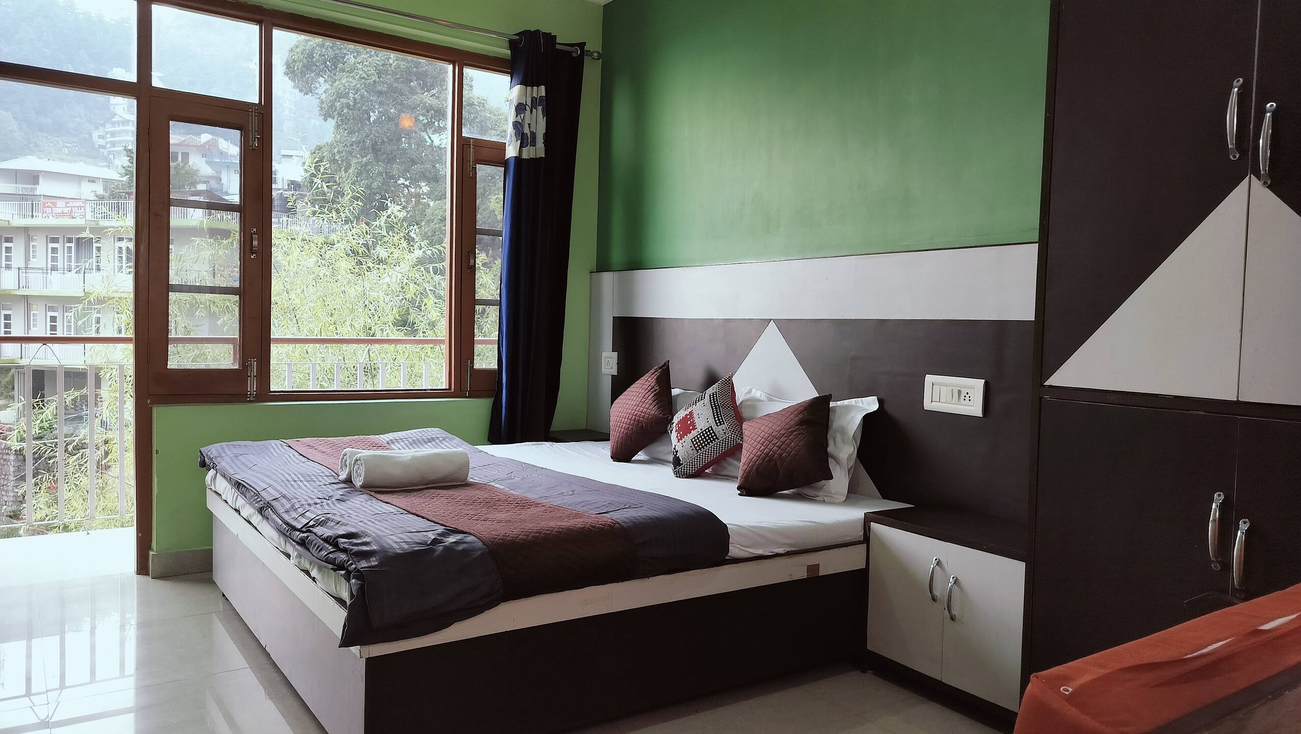 Adventure Inn Guest House 4