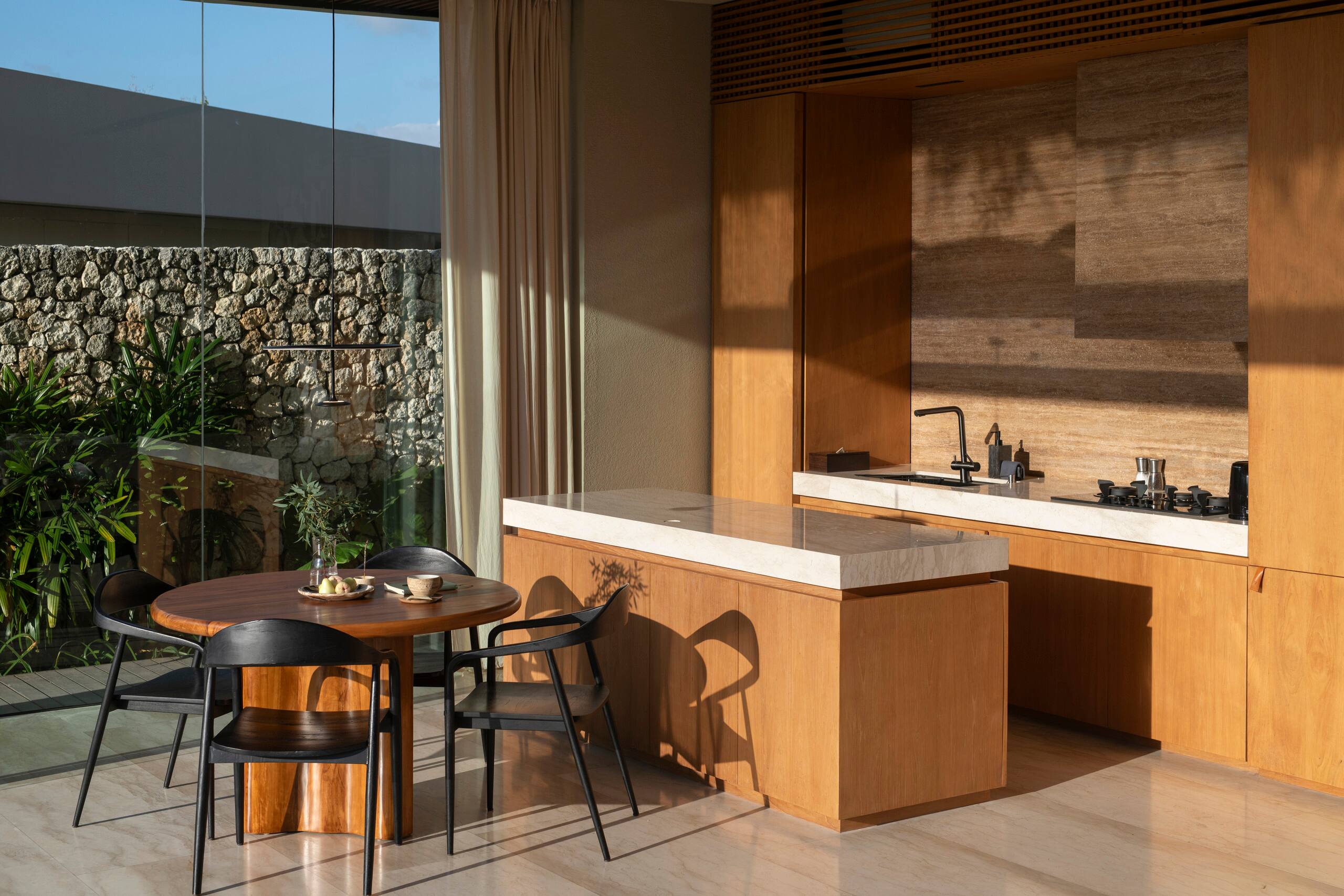 Designer canyon-view villa in Uluwatu 17