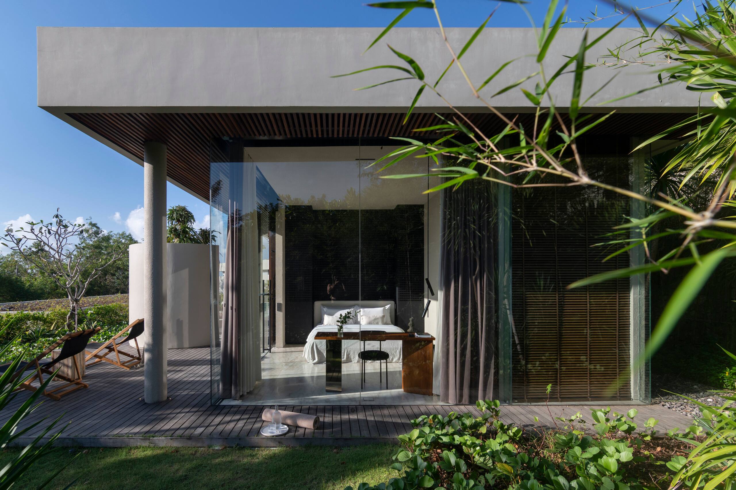 Designer canyon-view villa in Uluwatu