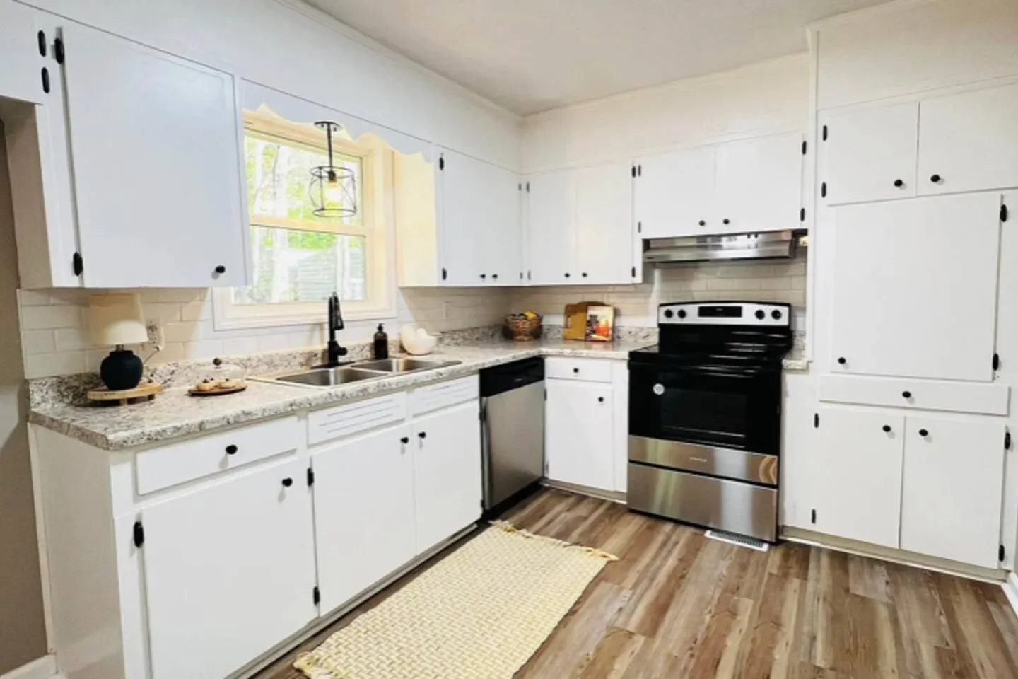 Cute 3Br/2Ba Rancher - 3mi. to Anniston Army Depot — photo 4