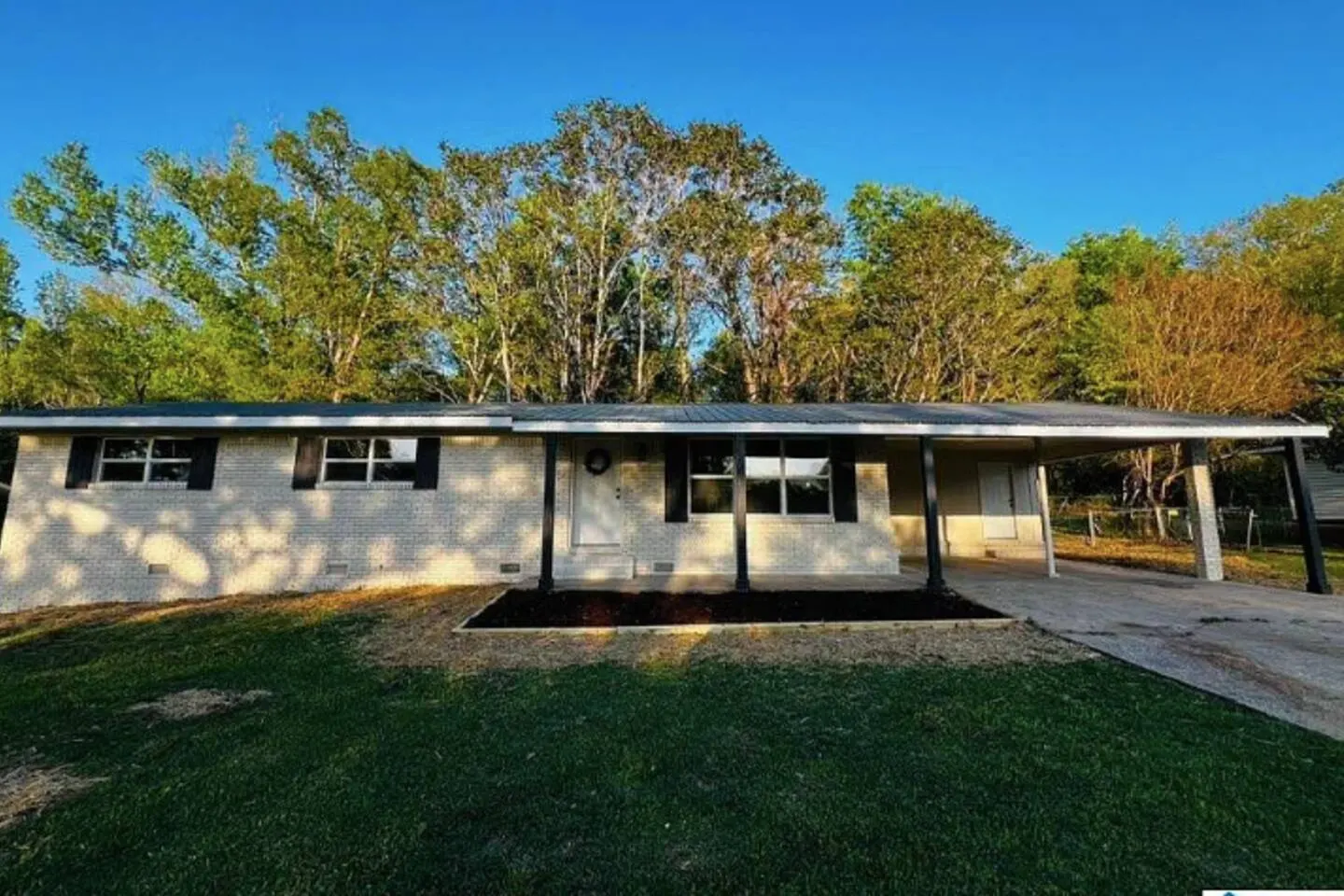 Cute 3Br/2Ba Rancher - 3mi. to Anniston Army Depot — photo 5