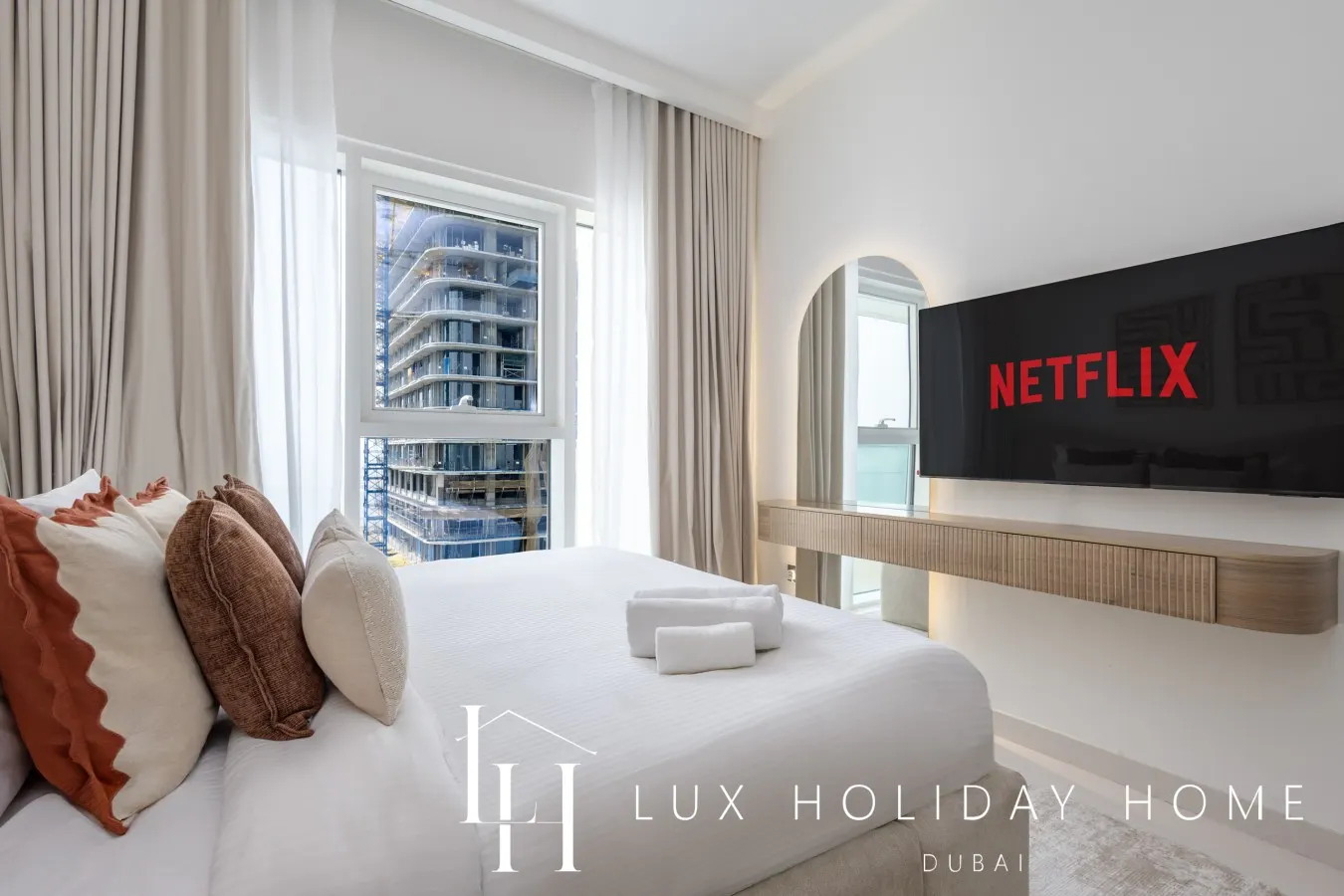 LUX The Luxury Sunrise Beachfront Suite 3 19
