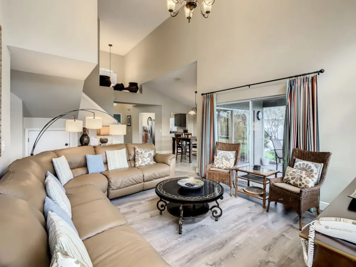 Tee Tea House – Stylish 4-Bedroom Home with Private Lanai Near Disney & Golf! 8