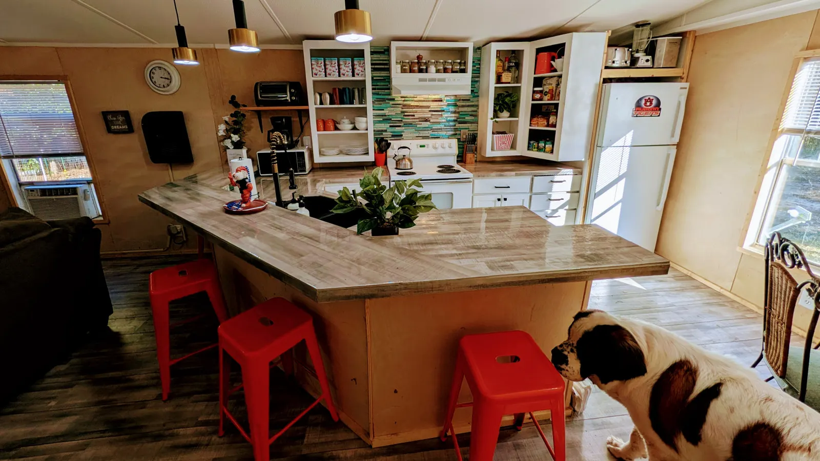 NEW! TigerCub -- Cozy 2BR Guest House on 20 Acres | 20 Minutes from Auburn