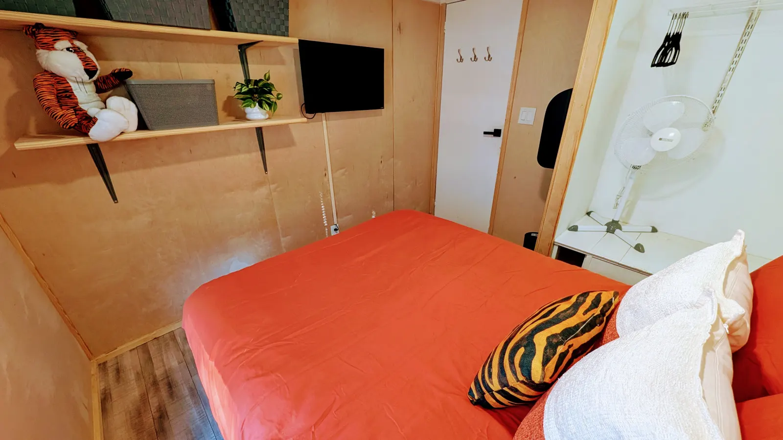 NEW! TigerCub -- Cozy 2BR Guest House on 20 Acres 20 Minutes from Auburn 20