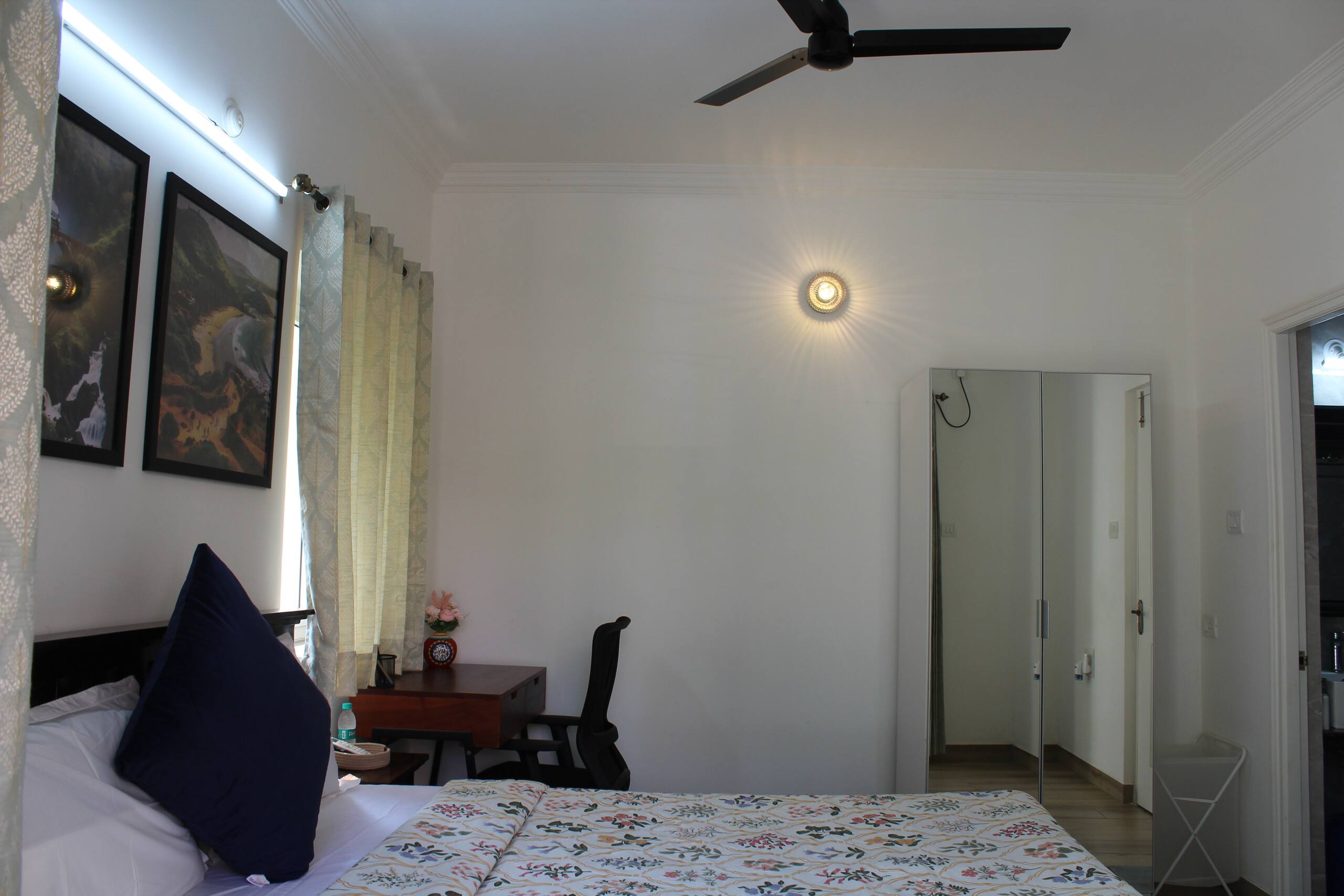 NovoNirvana: 1BHK, 300m to Tito's Lane/Baga Beach 17