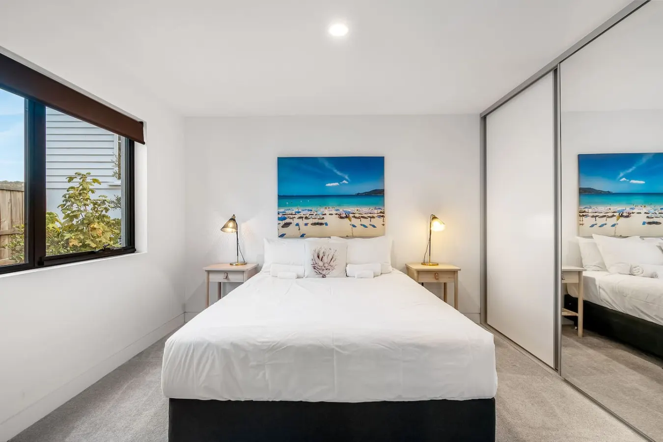 Modern Sandy Bay Apt - Close to Salamanca & CBD 20