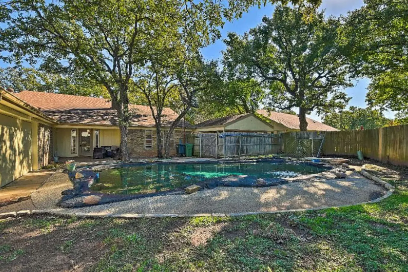 3 Bedroom with a Pool — photo 3