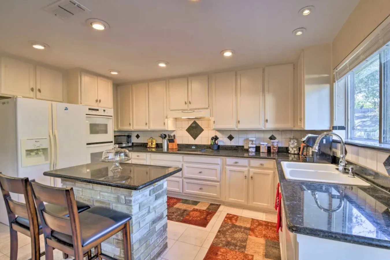 3 Bedroom with a Pool — photo 4