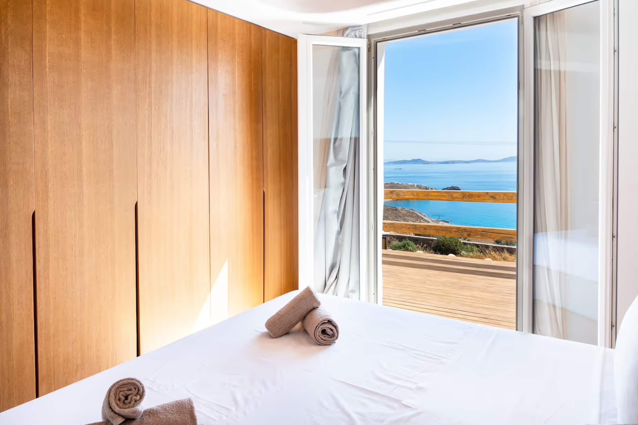3BD Villa RiaMarChris Mykonos PrivPool Live&Travel 18