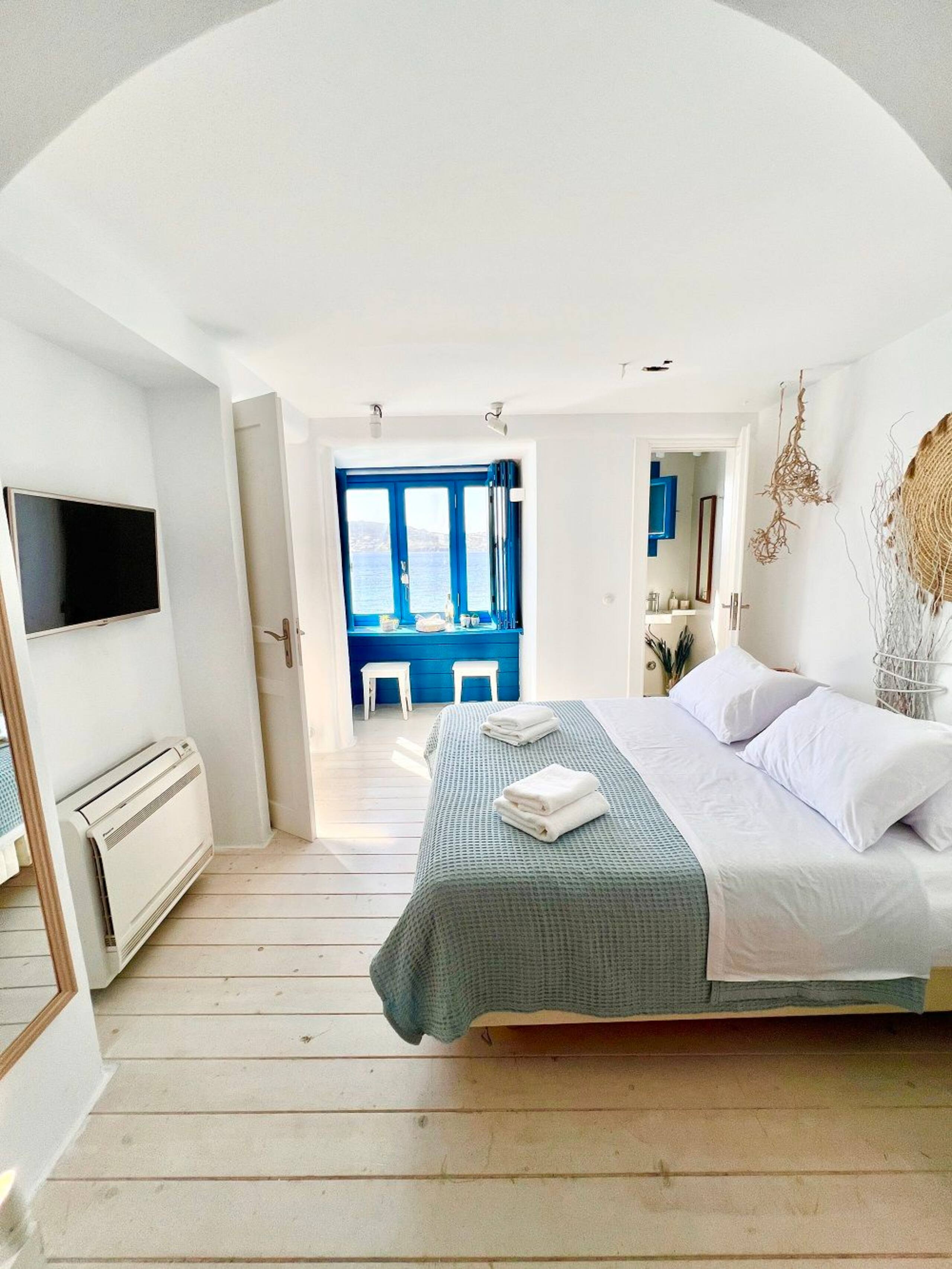 Kyma Blue Apartment - Little Venice Mykonos 14
