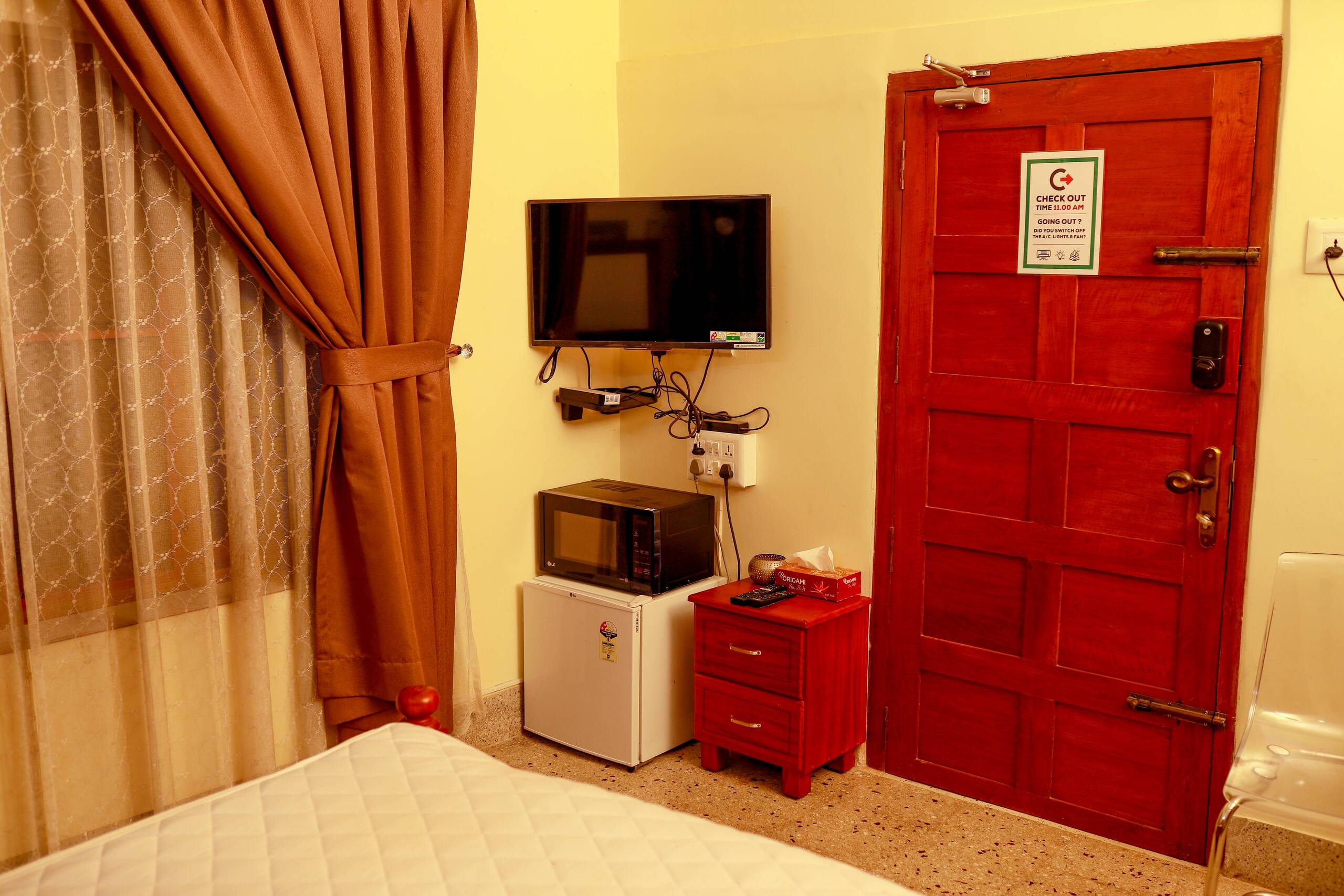 Belljem Homes (your own private resort) - 1 BR 6