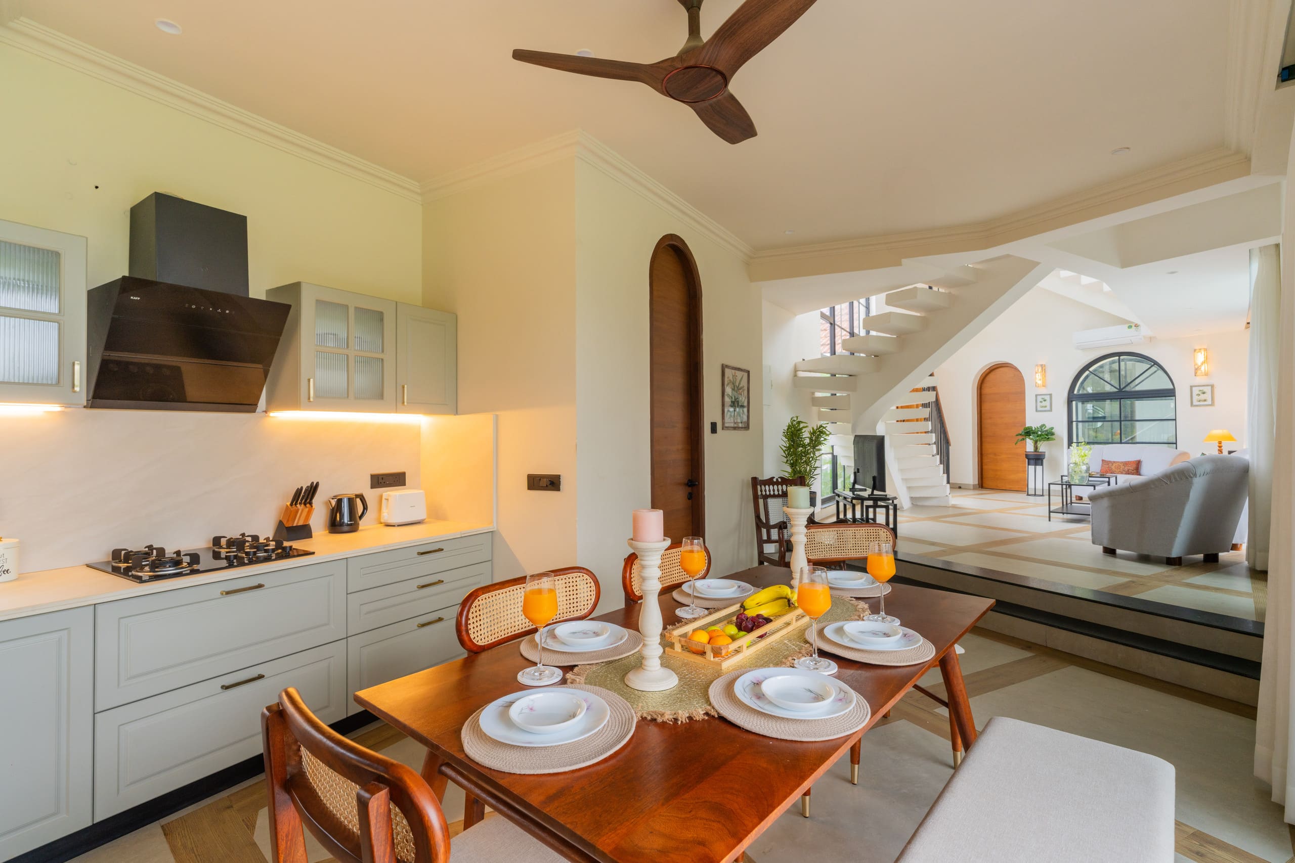 The Parra Hideaway | Pvt Pool & Chef | 5 Beds | 32