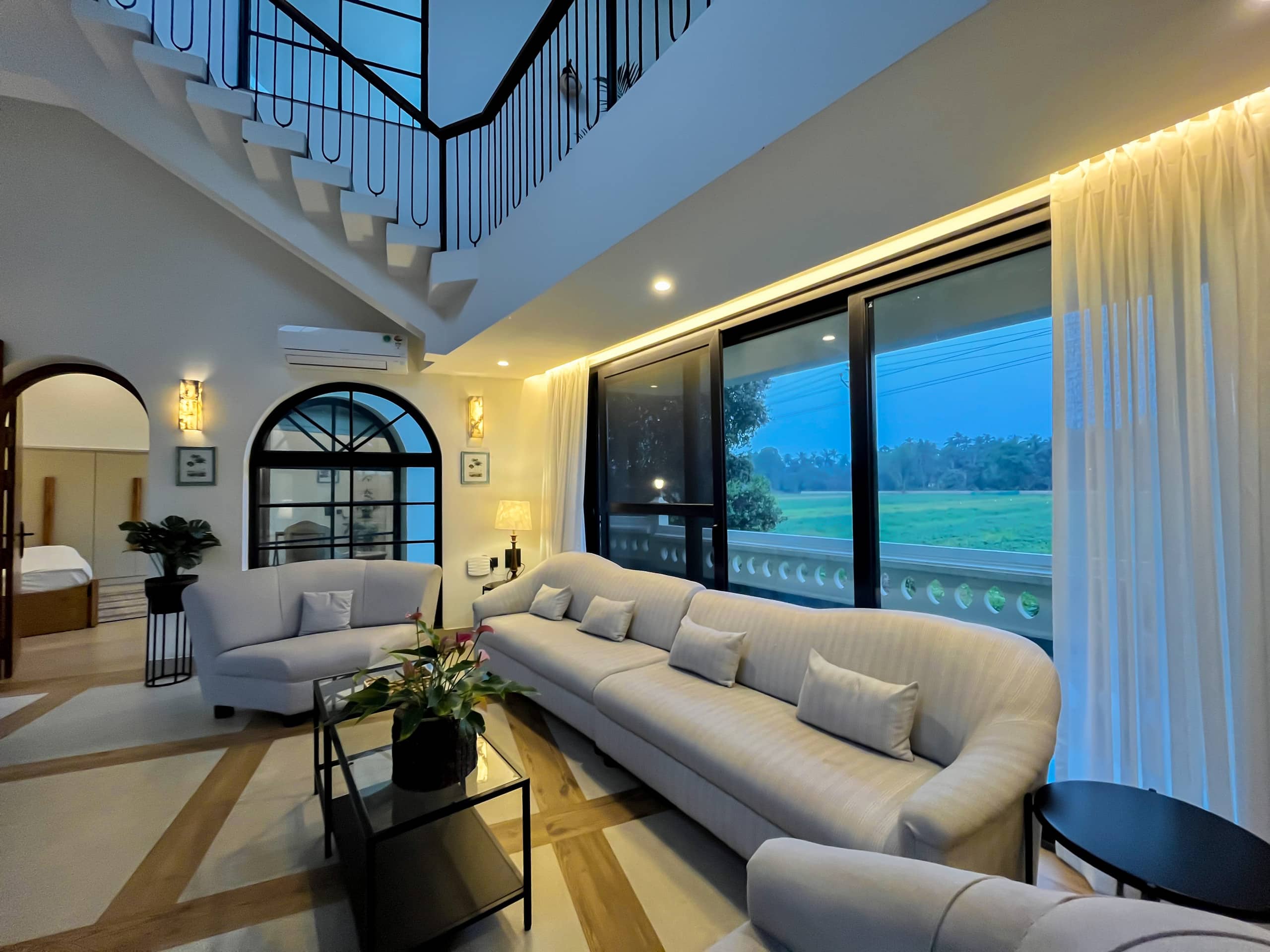 The Parra Hideaway | Pvt Pool & Chef | 5 Beds | 24