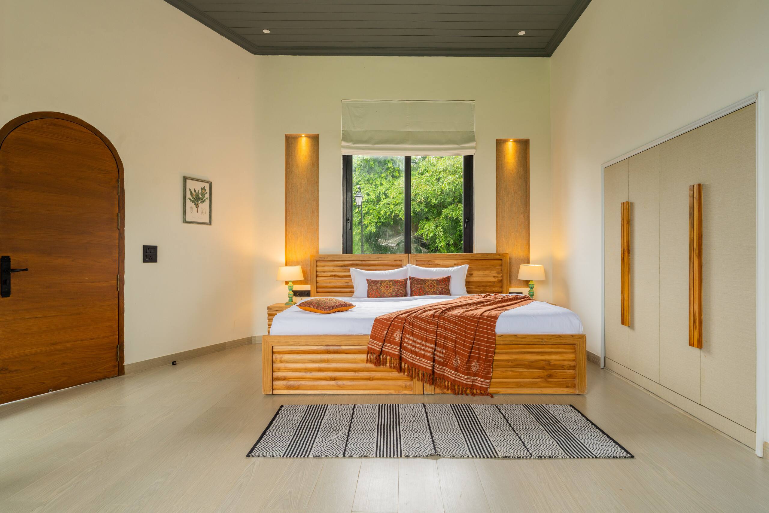 The Parra Hideaway | Pvt Pool & Chef | 5 Beds | 35