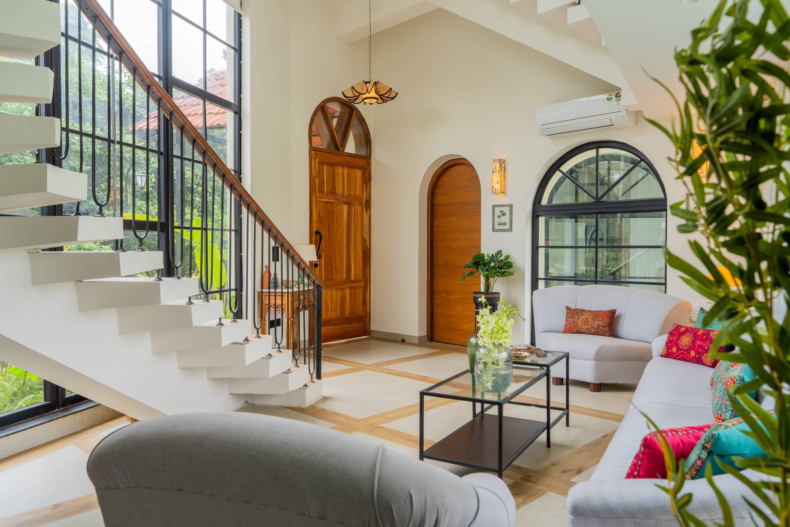 The Parra Hideaway | Pvt Pool & Chef | 5 Beds | 13