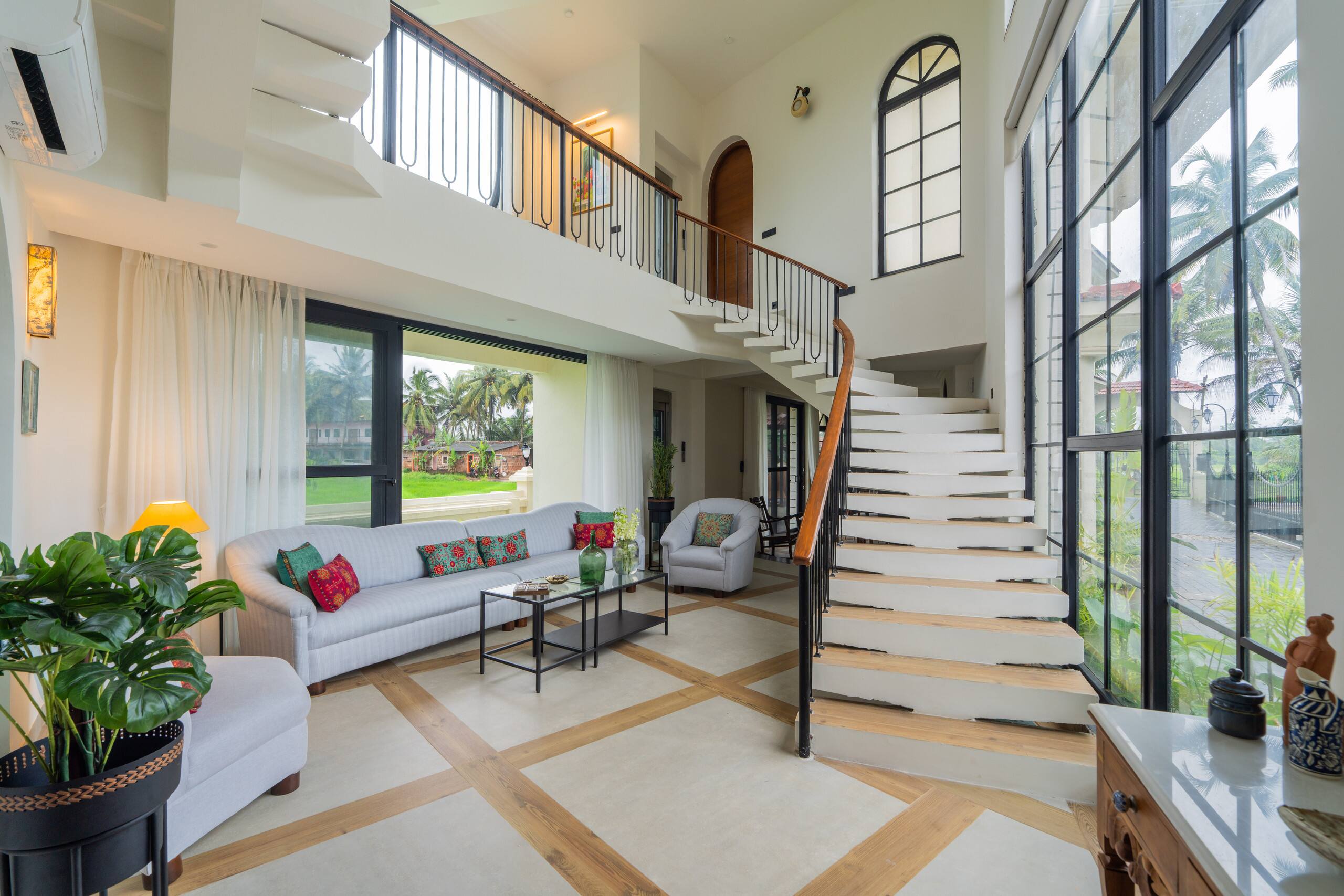 The Parra Hideaway | Pvt Pool & Chef | 5 Beds | 22