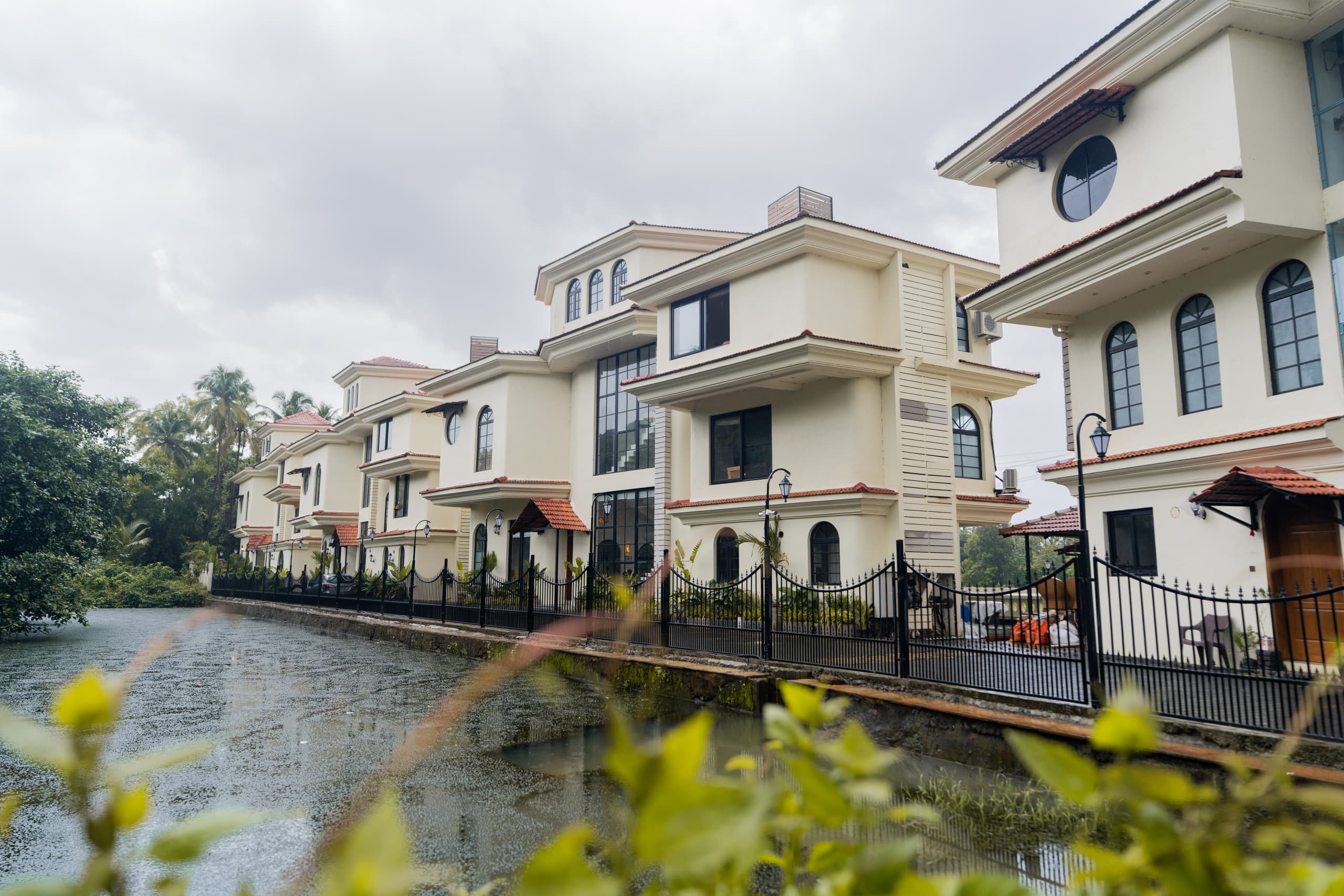 The Parra Hideaway | Pvt Pool & Chef | 5 Beds | — photo 2
