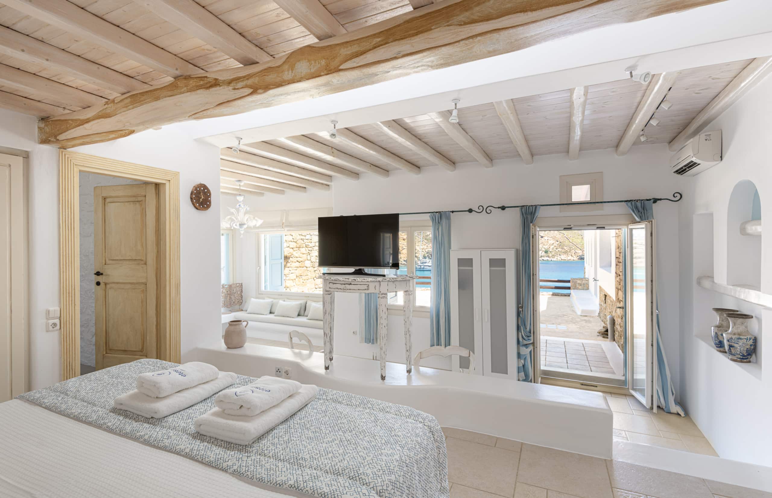 Executive Seaview Villa at Super Paradise Beach 18