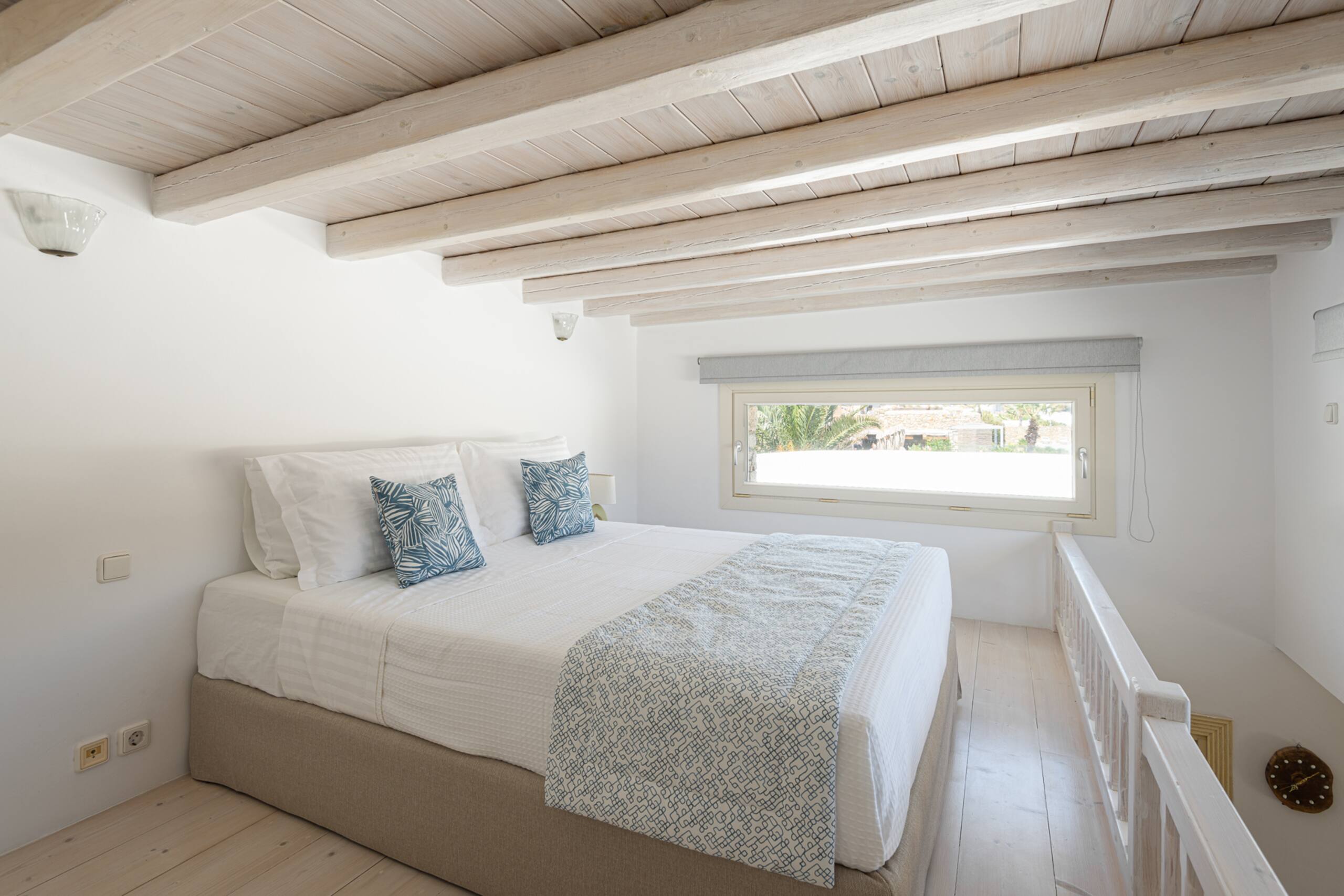 Executive Seaview Villa at Super Paradise Beach 20