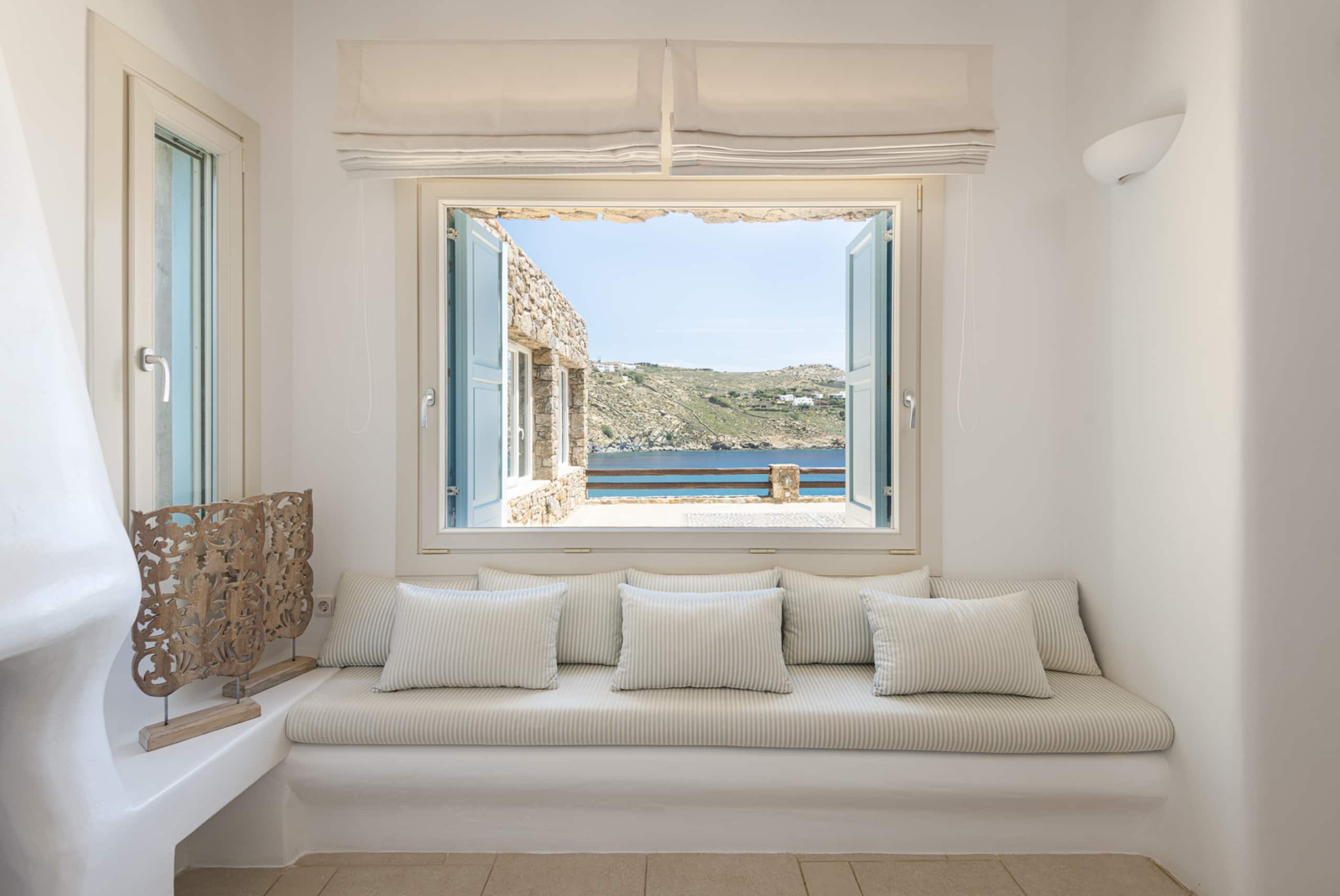 Executive Seaview Villa at Super Paradise Beach 22