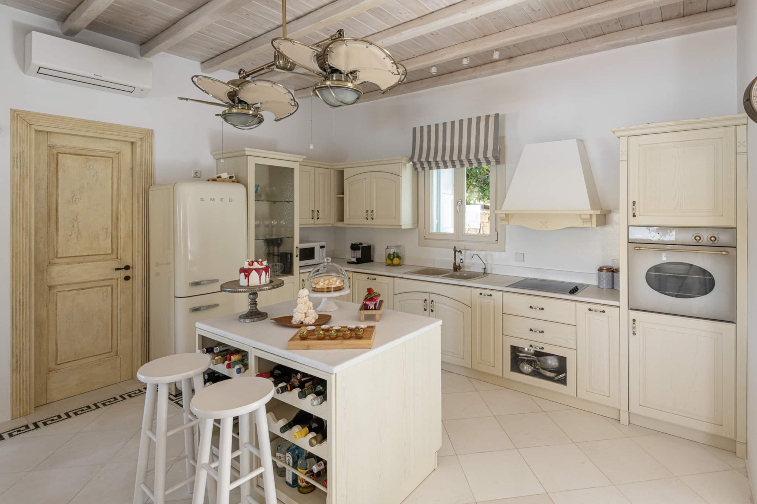 Executive Seaview Villa at Super Paradise Beach 12