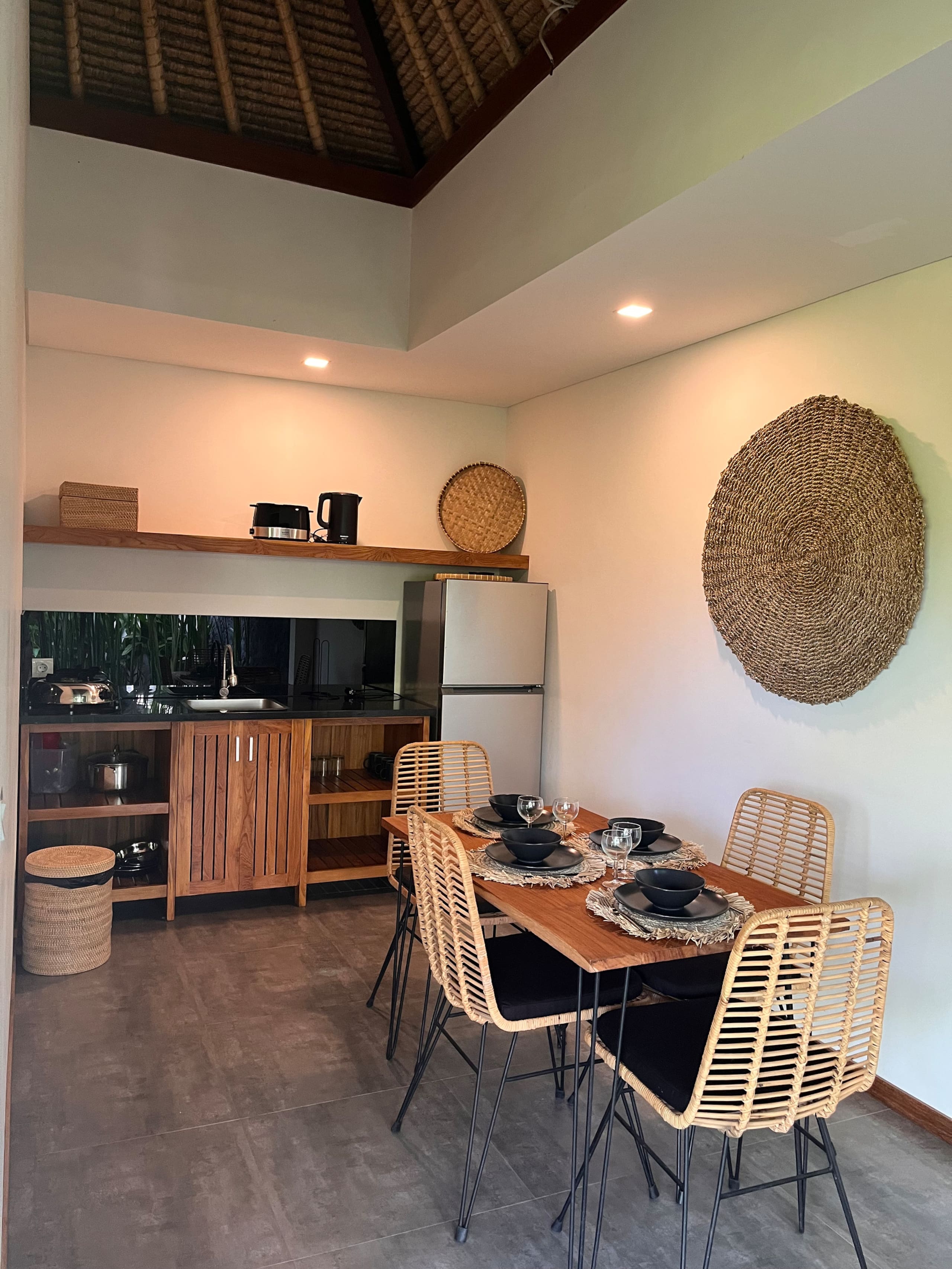 Cozy 2BR Villa -3 Min Walk to the Beach-La Reserva 28